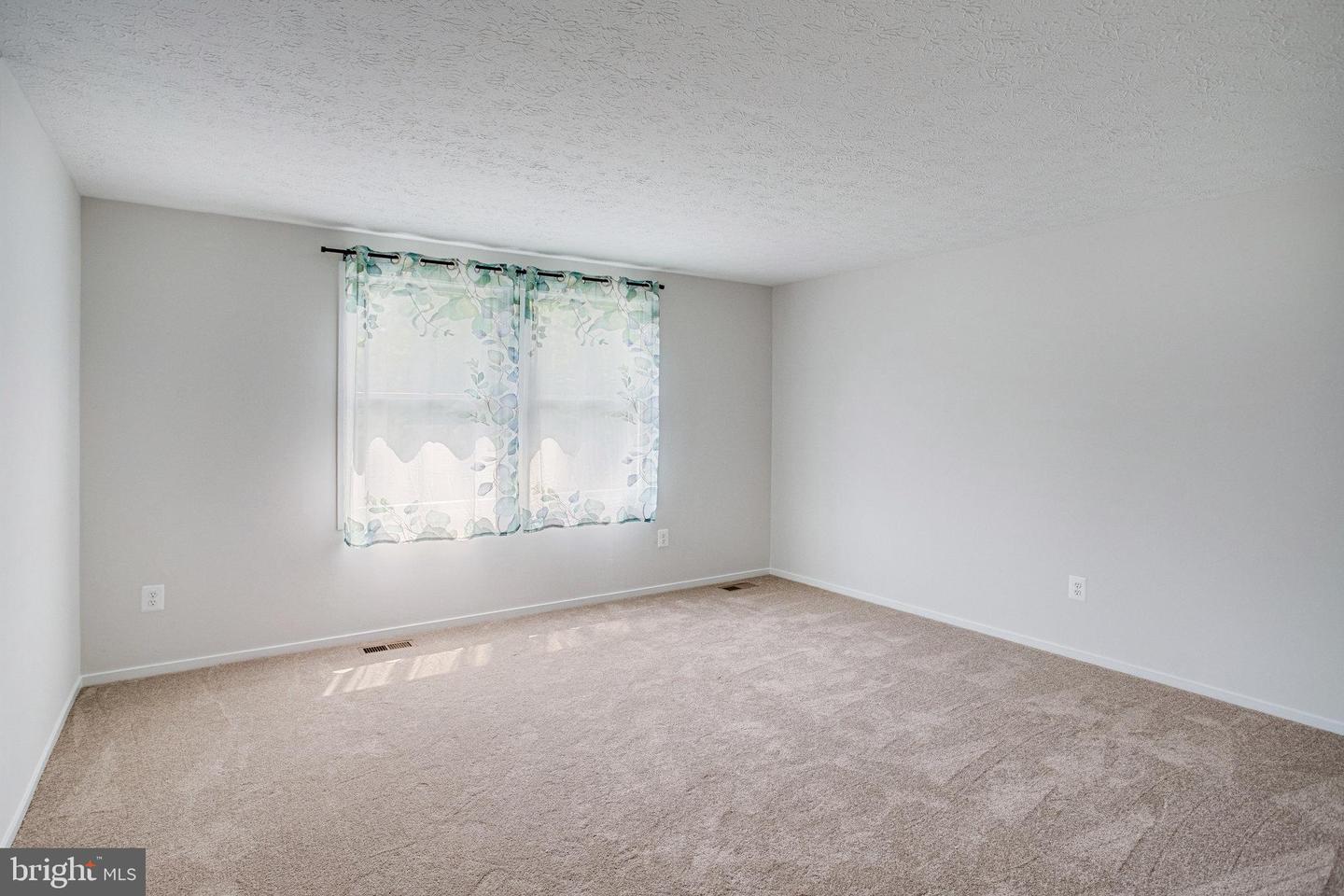 219 WHITSONS RUN, STAFFORD, Virginia 22554, 4 Bedrooms Bedrooms, ,2 BathroomsBathrooms,Residential,For sale,219 WHITSONS RUN,VAST2039964 MLS # VAST2039964