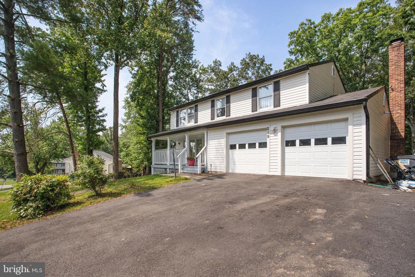 219 WHITSONS RUN, STAFFORD, Virginia 22554, 4 Bedrooms Bedrooms, ,2 BathroomsBathrooms,Residential,For sale,219 WHITSONS RUN,VAST2039964 MLS # VAST2039964