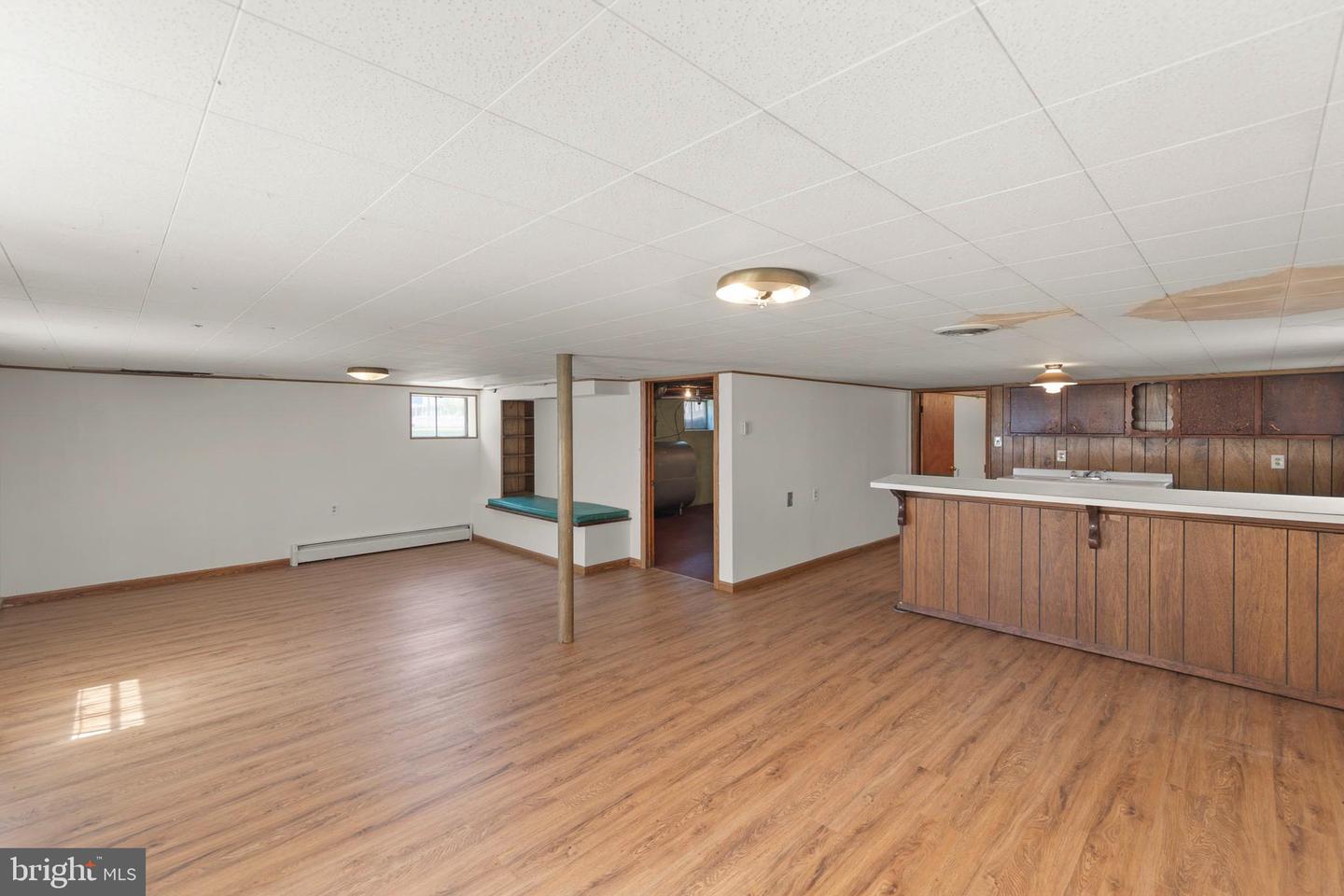 412 FAIRVIEW AVE, WINCHESTER, Virginia 22601, 3 Bedrooms Bedrooms, ,3 BathroomsBathrooms,Residential,For sale,412 FAIRVIEW AVE,VAWI2007986 MLS # VAWI2007986