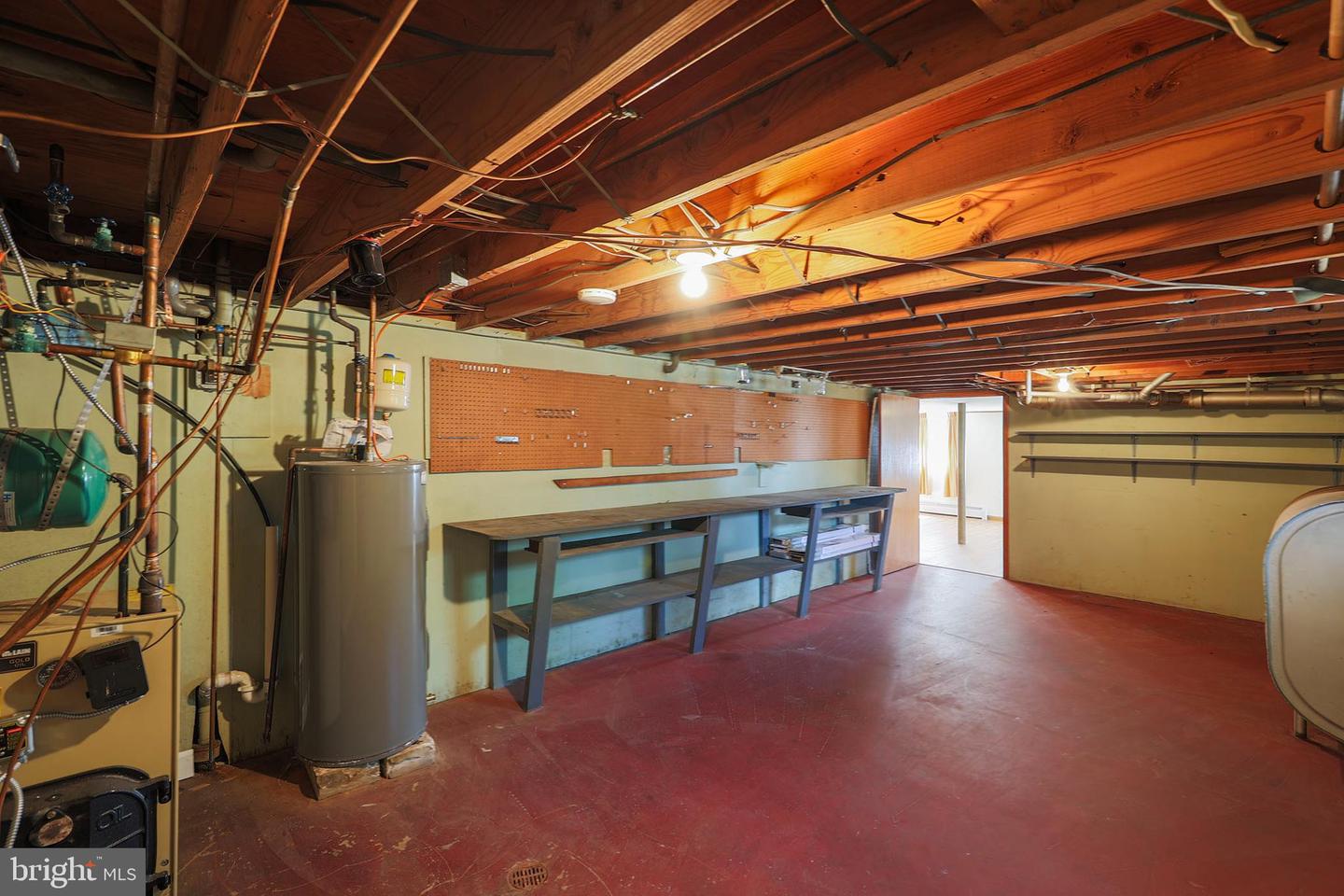 412 FAIRVIEW AVE, WINCHESTER, Virginia 22601, 3 Bedrooms Bedrooms, ,3 BathroomsBathrooms,Residential,For sale,412 FAIRVIEW AVE,VAWI2007986 MLS # VAWI2007986