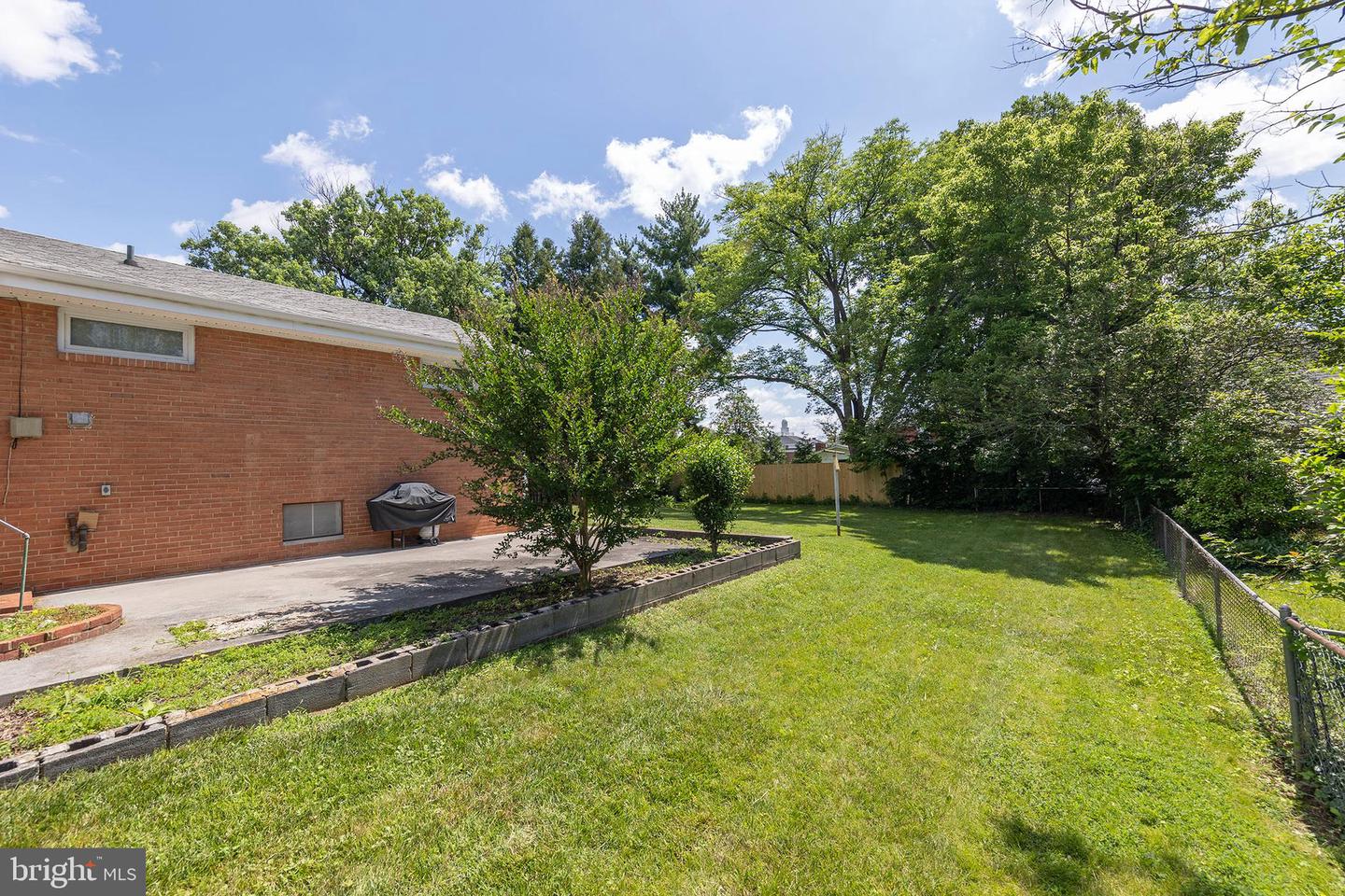 412 FAIRVIEW AVE, WINCHESTER, Virginia 22601, 3 Bedrooms Bedrooms, ,3 BathroomsBathrooms,Residential,For sale,412 FAIRVIEW AVE,VAWI2007986 MLS # VAWI2007986