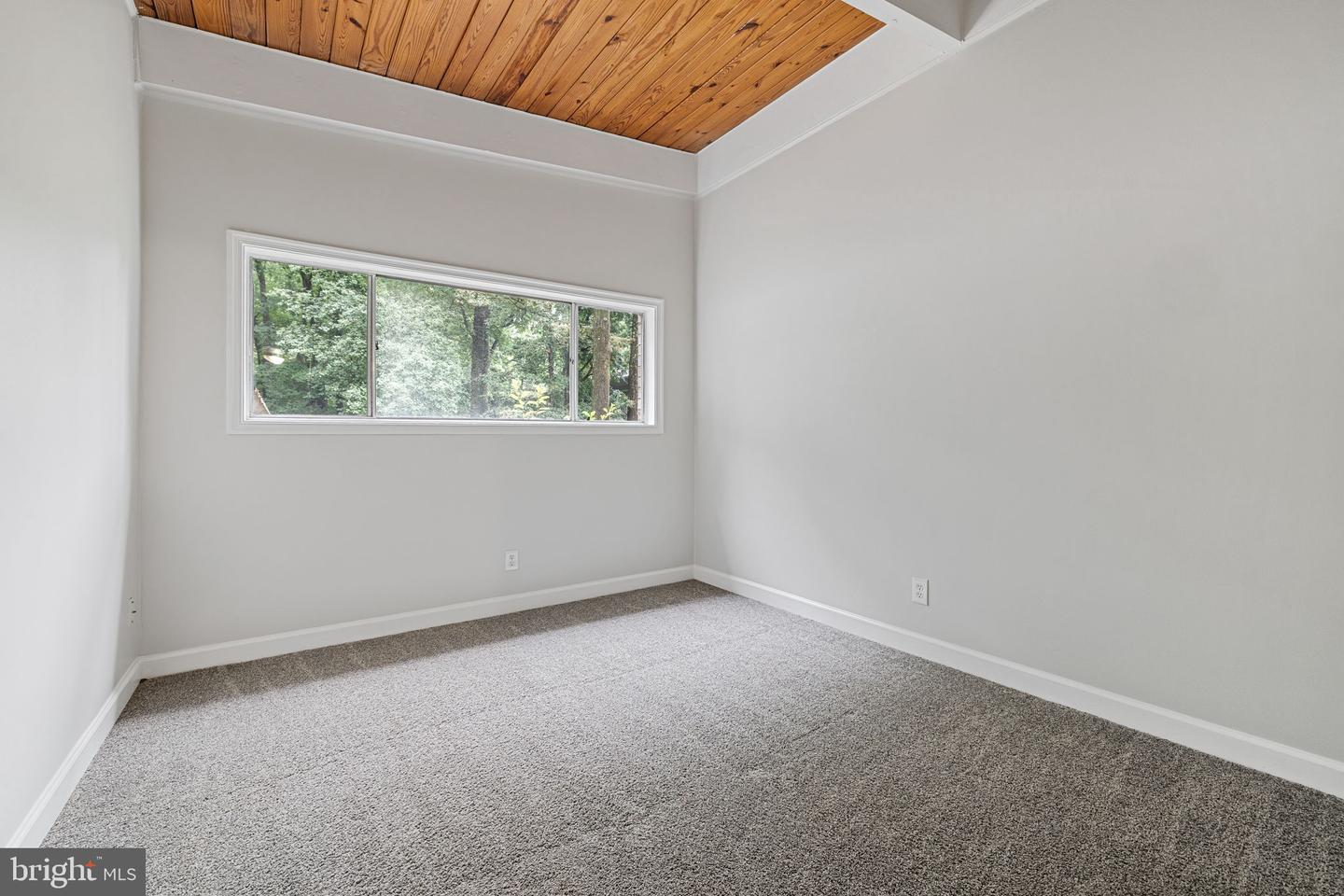 7746 DONNYBROOK CT #207, ANNANDALE, Virginia 22003, 3 Bedrooms Bedrooms, ,1 BathroomBathrooms,Residential,For sale,7746 DONNYBROOK CT #207,VAFX2248324 MLS # VAFX2248324