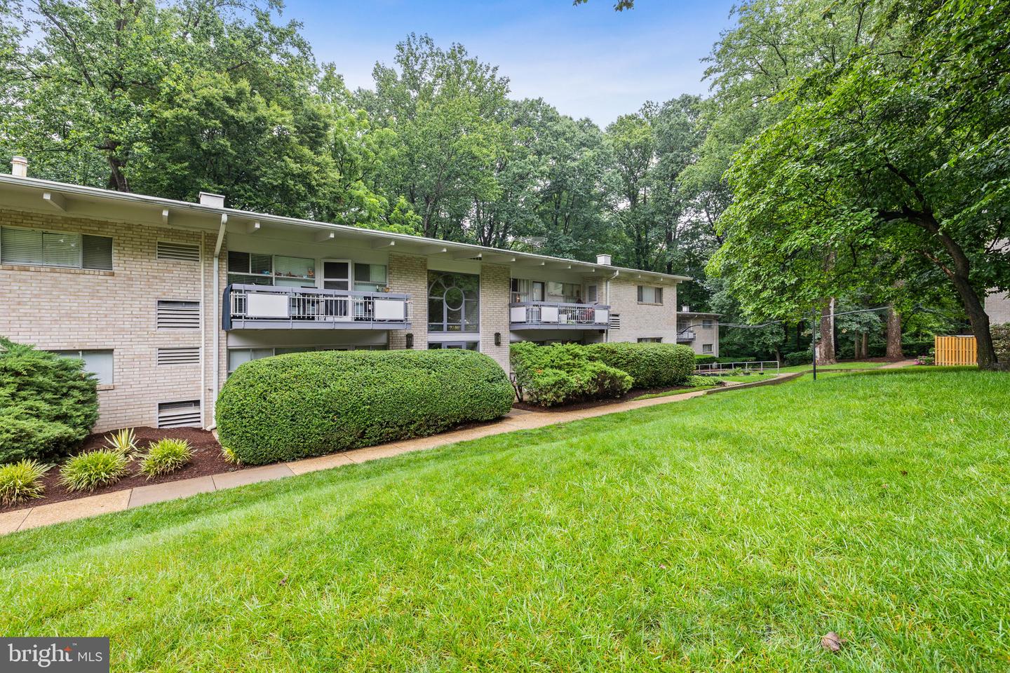 7746 DONNYBROOK CT #207, ANNANDALE, Virginia 22003, 3 Bedrooms Bedrooms, ,1 BathroomBathrooms,Residential,For sale,7746 DONNYBROOK CT #207,VAFX2248324 MLS # VAFX2248324