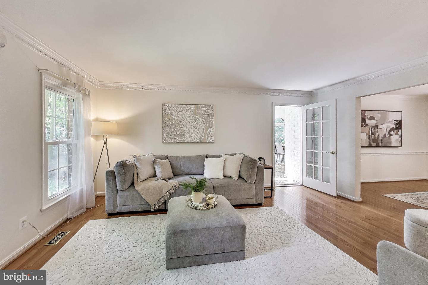 6536 LITTLE OX RD, FAIRFAX STATION, Virginia 22039, 4 Bedrooms Bedrooms, ,3 BathroomsBathrooms,Residential,For sale,6536 LITTLE OX RD,VAFX2248800 MLS # VAFX2248800