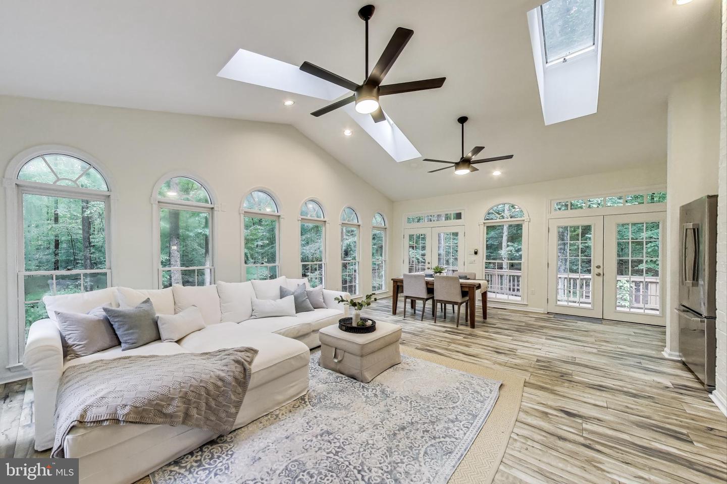 6536 LITTLE OX RD, FAIRFAX STATION, Virginia 22039, 4 Bedrooms Bedrooms, ,3 BathroomsBathrooms,Residential,For sale,6536 LITTLE OX RD,VAFX2248800 MLS # VAFX2248800