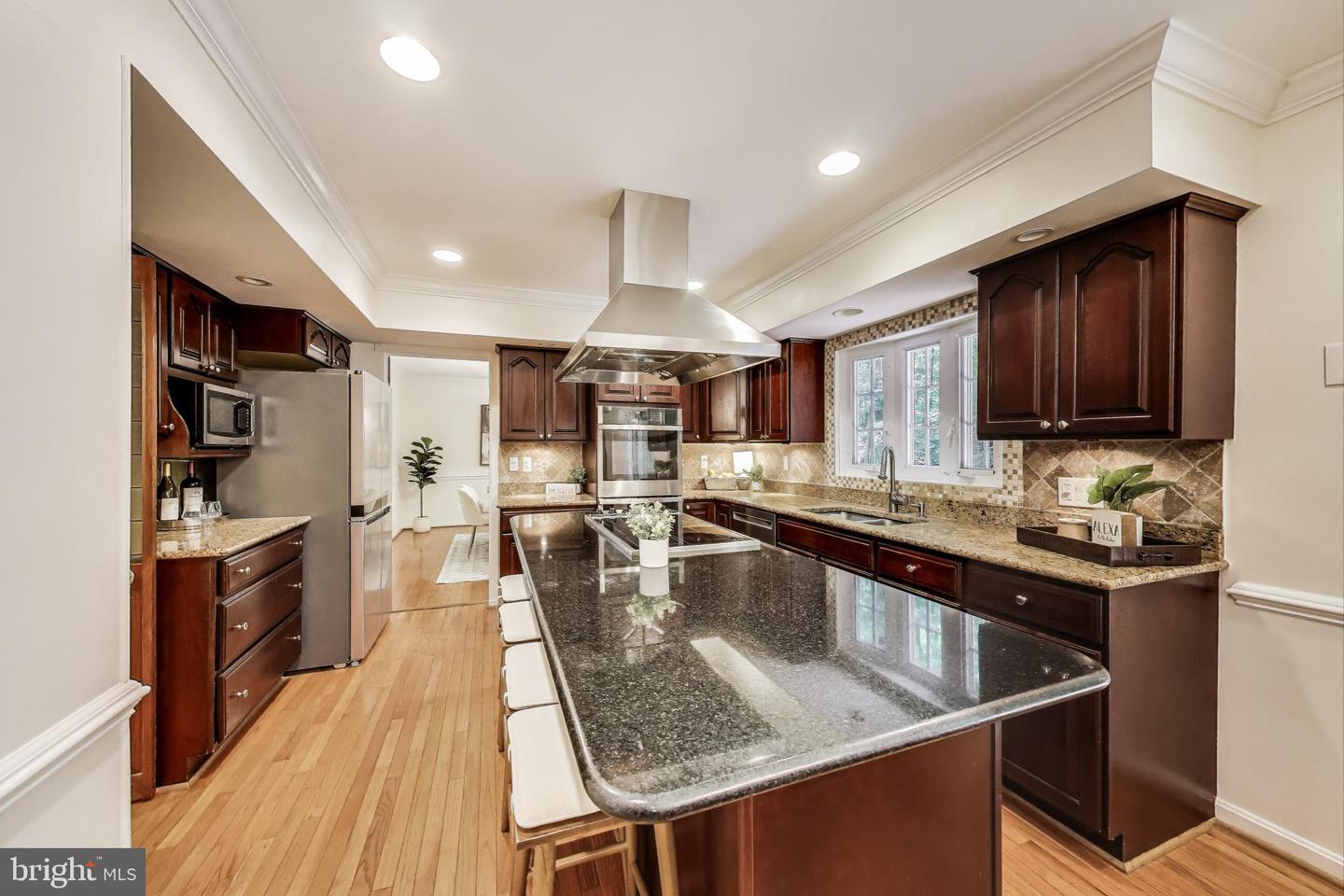 6536 LITTLE OX RD, FAIRFAX STATION, Virginia 22039, 4 Bedrooms Bedrooms, ,3 BathroomsBathrooms,Residential,For sale,6536 LITTLE OX RD,VAFX2248800 MLS # VAFX2248800