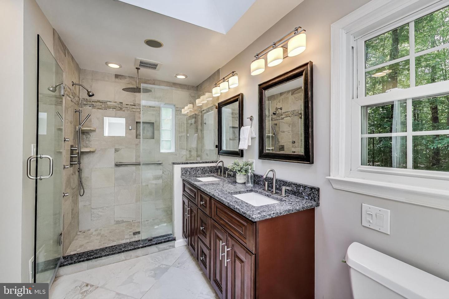 6536 LITTLE OX RD, FAIRFAX STATION, Virginia 22039, 4 Bedrooms Bedrooms, ,3 BathroomsBathrooms,Residential,For sale,6536 LITTLE OX RD,VAFX2248800 MLS # VAFX2248800
