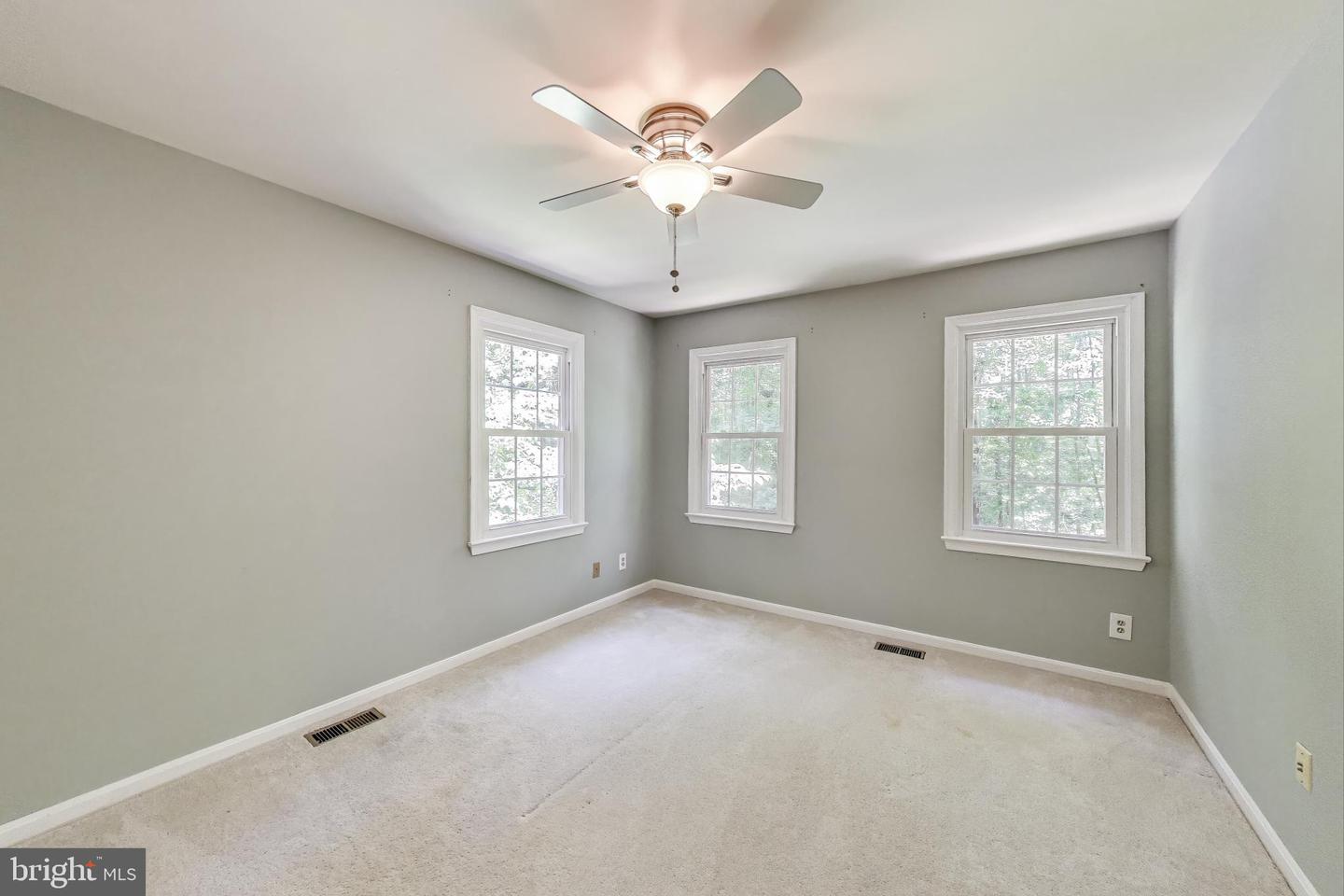 6536 LITTLE OX RD, FAIRFAX STATION, Virginia 22039, 4 Bedrooms Bedrooms, ,3 BathroomsBathrooms,Residential,For sale,6536 LITTLE OX RD,VAFX2248800 MLS # VAFX2248800