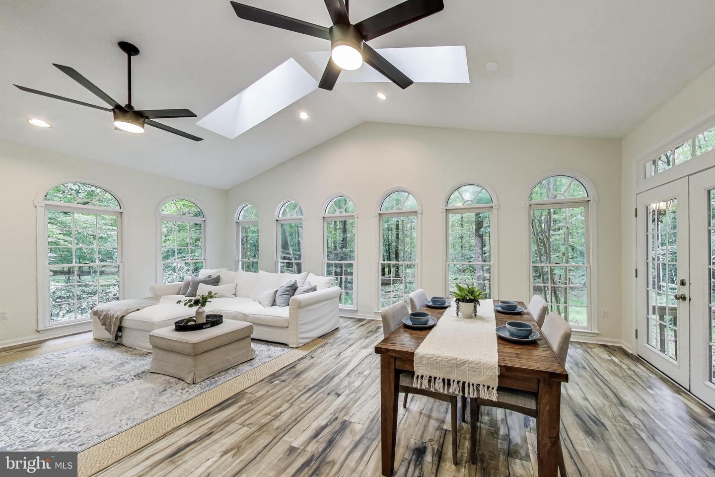 6536 LITTLE OX RD, FAIRFAX STATION, Virginia 22039, 4 Bedrooms Bedrooms, ,3 BathroomsBathrooms,Residential,For sale,6536 LITTLE OX RD,VAFX2248800 MLS # VAFX2248800