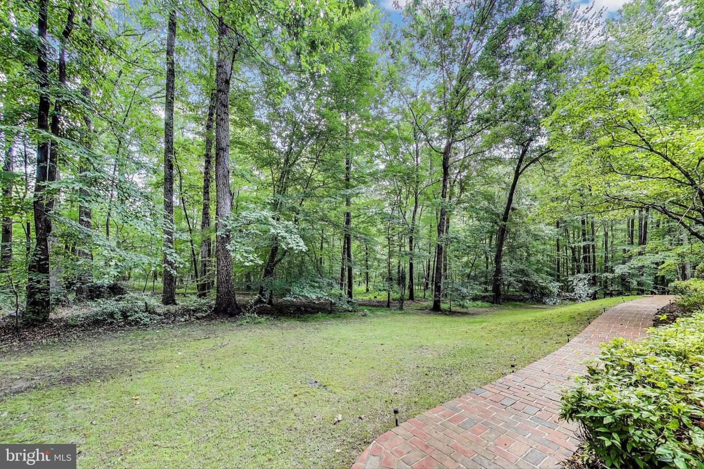 6536 LITTLE OX RD, FAIRFAX STATION, Virginia 22039, 4 Bedrooms Bedrooms, ,3 BathroomsBathrooms,Residential,For sale,6536 LITTLE OX RD,VAFX2248800 MLS # VAFX2248800