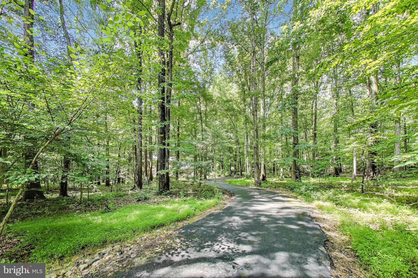 6536 LITTLE OX RD, FAIRFAX STATION, Virginia 22039, 4 Bedrooms Bedrooms, ,3 BathroomsBathrooms,Residential,For sale,6536 LITTLE OX RD,VAFX2248800 MLS # VAFX2248800
