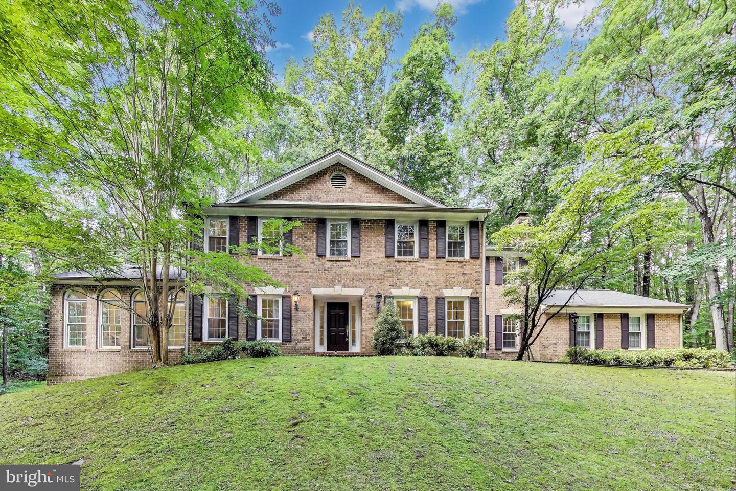 6536 LITTLE OX RD, FAIRFAX STATION, Virginia 22039, 4 Bedrooms Bedrooms, ,3 BathroomsBathrooms,Residential,For sale,6536 LITTLE OX RD,VAFX2248800 MLS # VAFX2248800