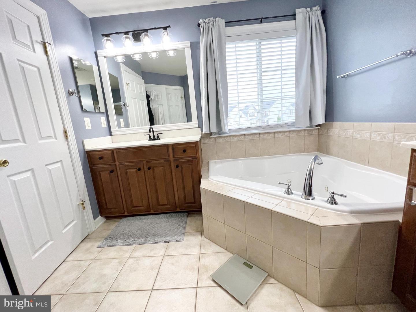 16331 EAGLE FLIGHT CIR, WOODBRIDGE, Virginia 22191, 4 Bedrooms Bedrooms, ,3 BathroomsBathrooms,Residential,For sale,16331 EAGLE FLIGHT CIR,VAPW2097382 MLS # VAPW2097382