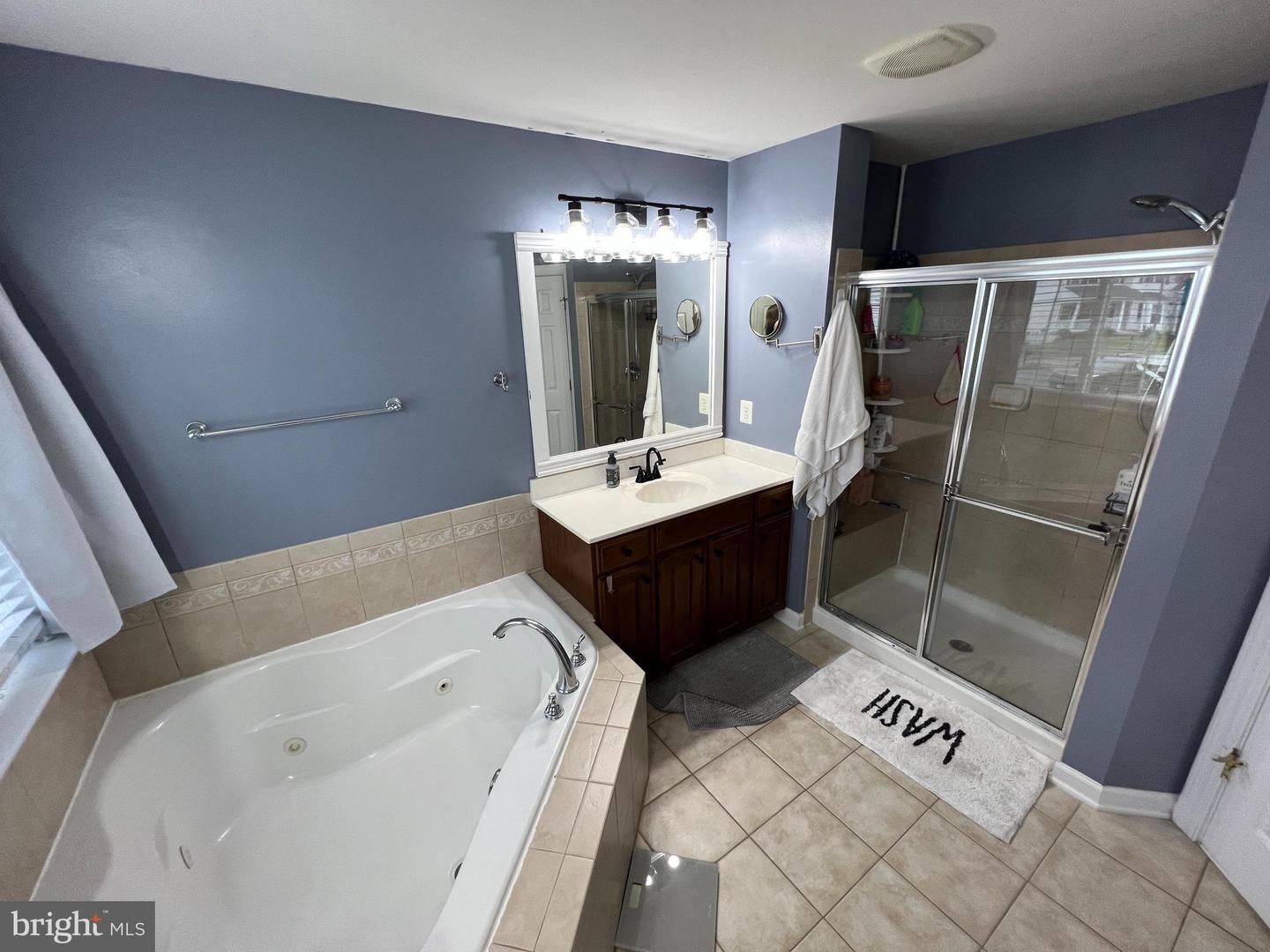 16331 EAGLE FLIGHT CIR, WOODBRIDGE, Virginia 22191, 4 Bedrooms Bedrooms, ,3 BathroomsBathrooms,Residential,For sale,16331 EAGLE FLIGHT CIR,VAPW2097382 MLS # VAPW2097382