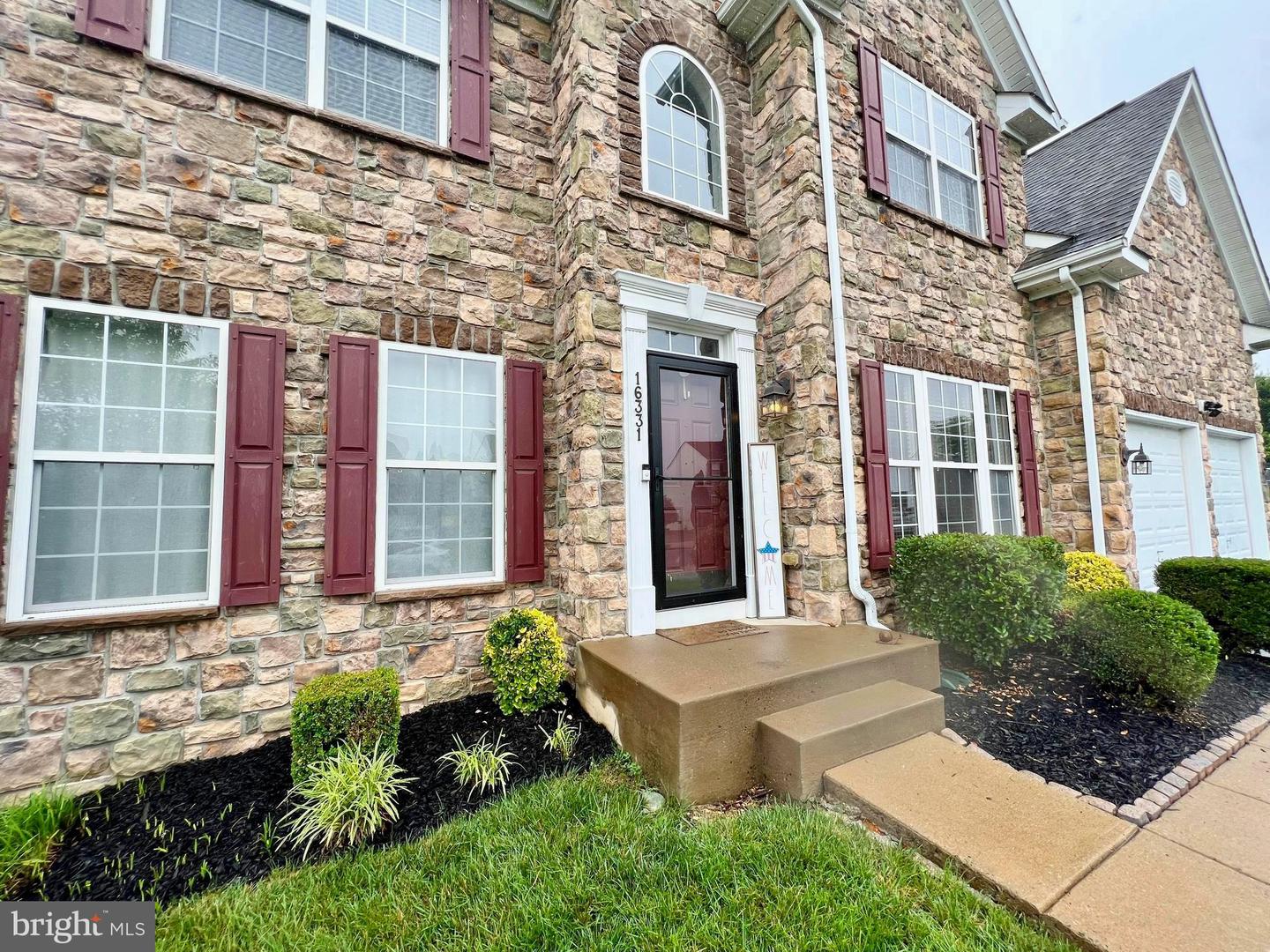 16331 EAGLE FLIGHT CIR, WOODBRIDGE, Virginia 22191, 4 Bedrooms Bedrooms, ,3 BathroomsBathrooms,Residential,For sale,16331 EAGLE FLIGHT CIR,VAPW2097382 MLS # VAPW2097382