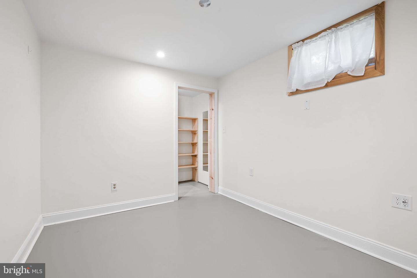6511 BRIGGS RD, WARRENTON, Virginia 20187, 5 Bedrooms Bedrooms, ,3 BathroomsBathrooms,Residential,For sale,6511 BRIGGS RD,VAFQ2017084 MLS # VAFQ2017084
