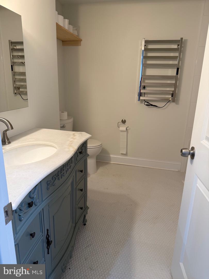 6511 BRIGGS RD, WARRENTON, Virginia 20187, 5 Bedrooms Bedrooms, ,3 BathroomsBathrooms,Residential,For sale,6511 BRIGGS RD,VAFQ2017084 MLS # VAFQ2017084