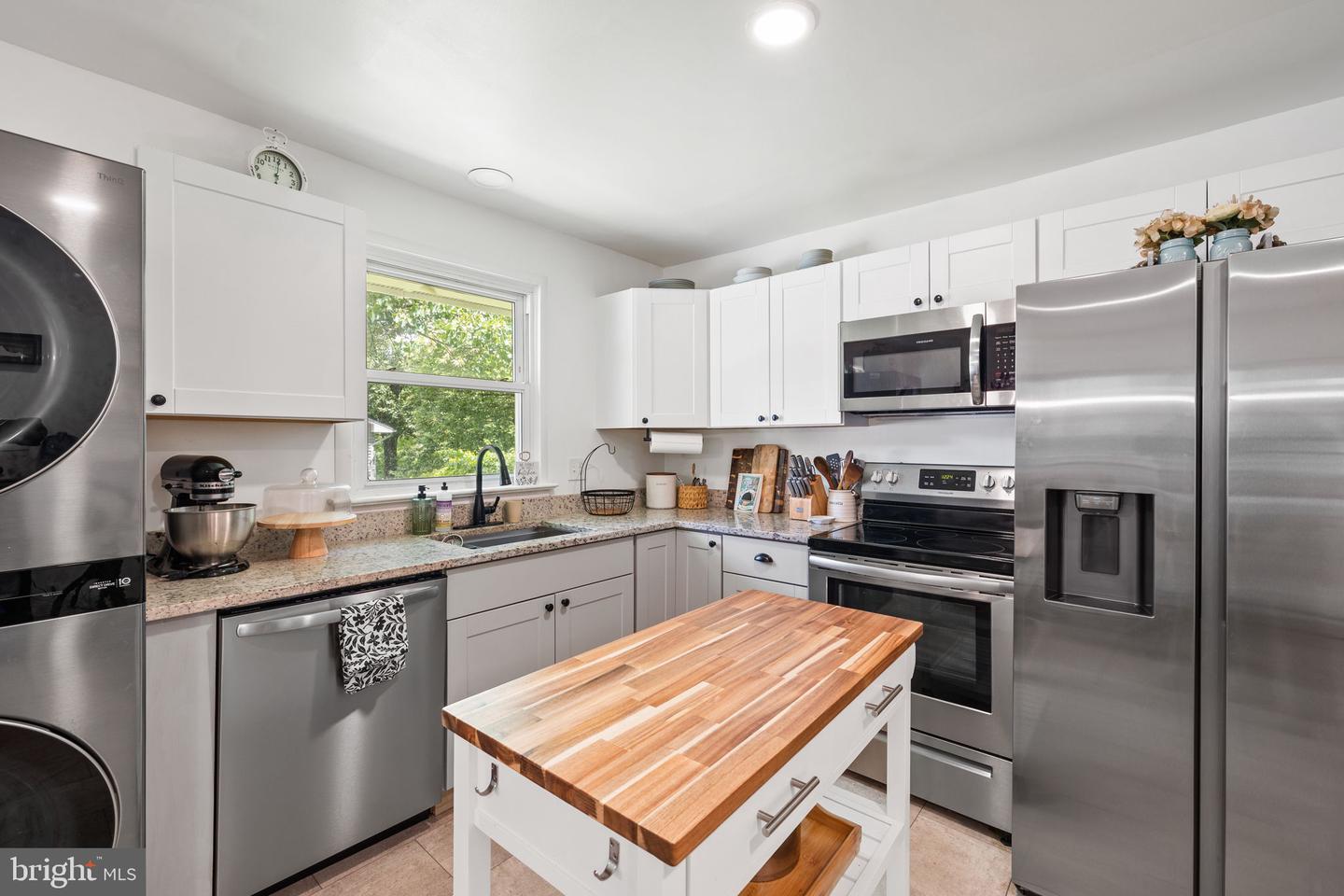 6511 BRIGGS RD, WARRENTON, Virginia 20187, 5 Bedrooms Bedrooms, ,3 BathroomsBathrooms,Residential,For sale,6511 BRIGGS RD,VAFQ2017084 MLS # VAFQ2017084