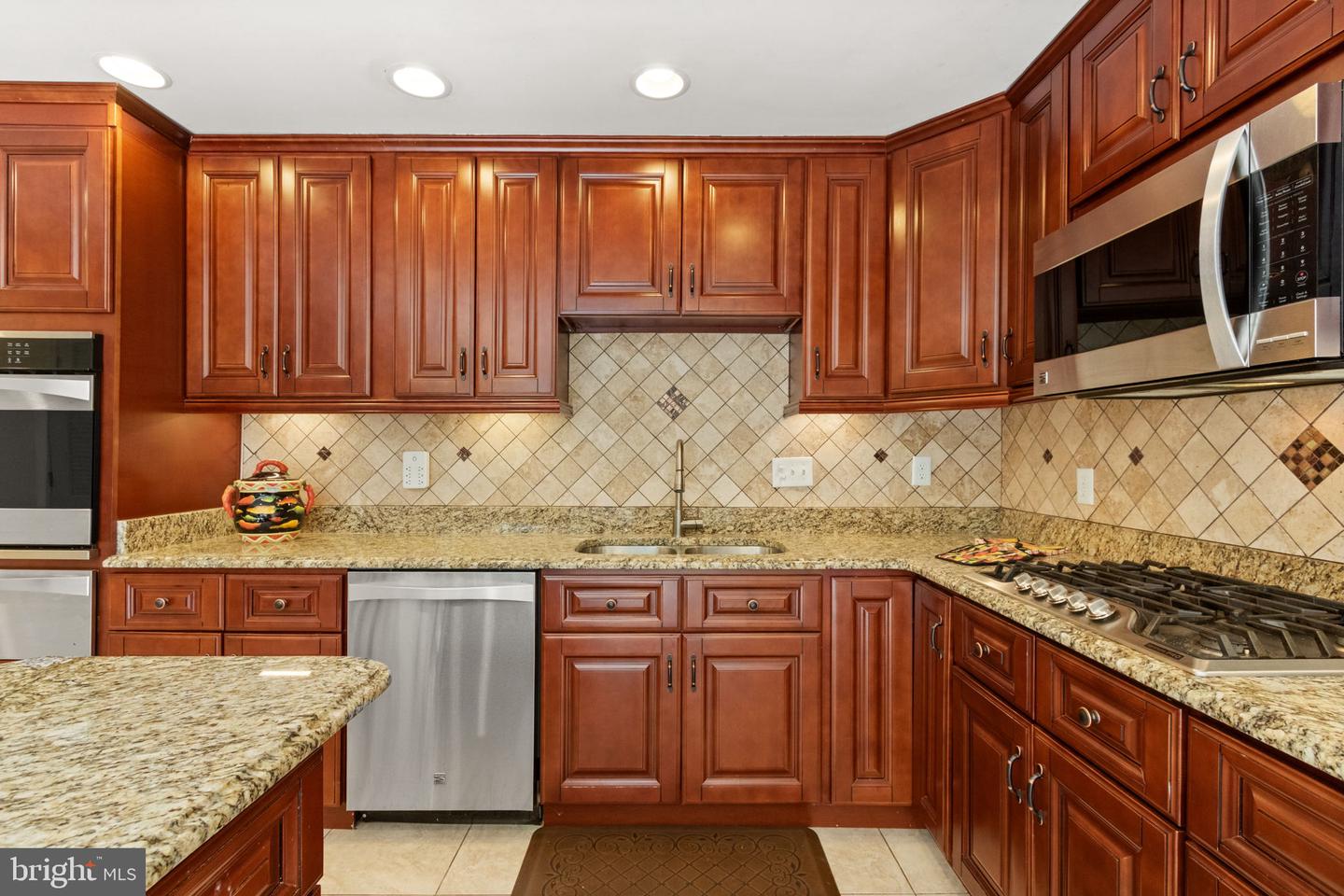 8107 WATERFORD DR, SPOTSYLVANIA, Virginia 22551, 5 Bedrooms Bedrooms, ,4 BathroomsBathrooms,Residential,For sale,8107 WATERFORD DR,VASP2034038 MLS # VASP2034038