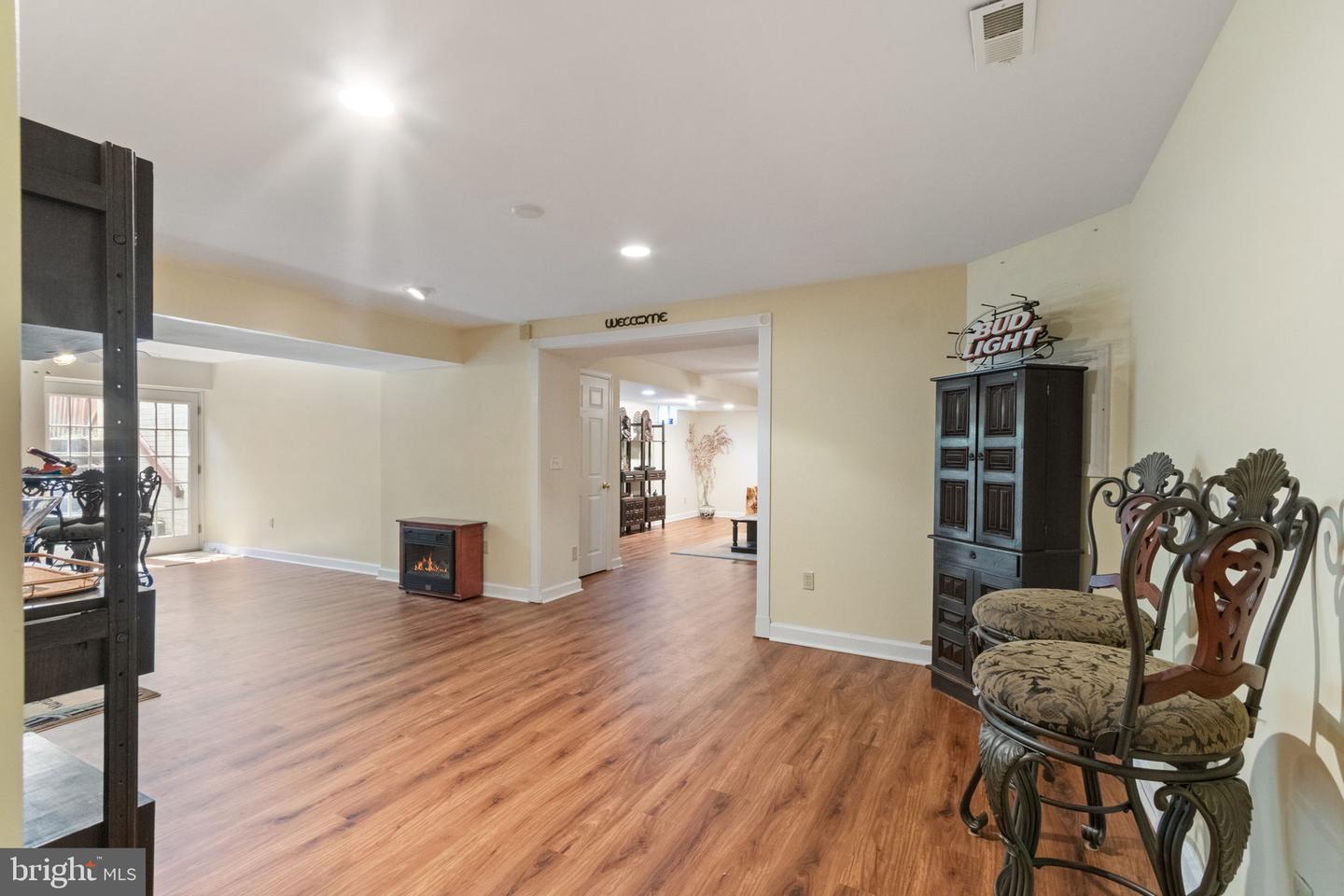 8107 WATERFORD DR, SPOTSYLVANIA, Virginia 22551, 5 Bedrooms Bedrooms, ,4 BathroomsBathrooms,Residential,For sale,8107 WATERFORD DR,VASP2034038 MLS # VASP2034038