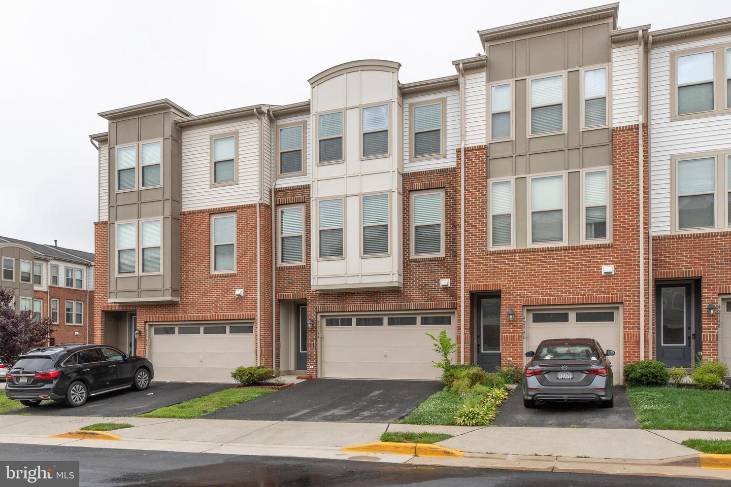 42344 ALDER FOREST TER, STERLING, Virginia 20166, 3 Bedrooms Bedrooms, ,3 BathroomsBathrooms,Residential,For sale,42344 ALDER FOREST TER,VALO2099902 MLS # VALO2099902