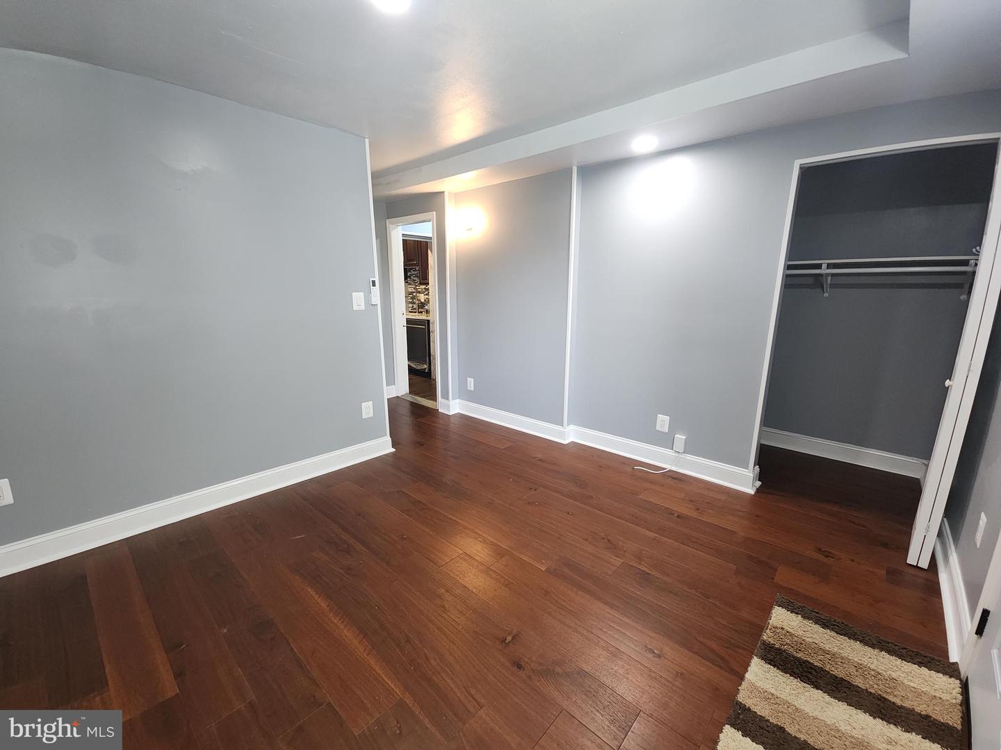2258 ARLINGTON TER, ALEXANDRIA, Virginia 22303, 4 Bedrooms Bedrooms, ,3 BathroomsBathrooms,Residential,For sale,2258 ARLINGTON TER,VAFX2248824 MLS # VAFX2248824