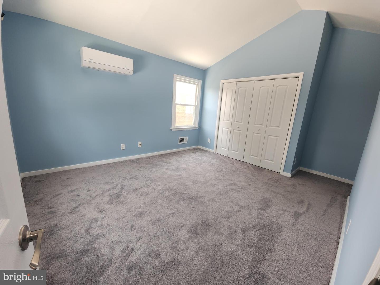 2258 ARLINGTON TER, ALEXANDRIA, Virginia 22303, 4 Bedrooms Bedrooms, ,3 BathroomsBathrooms,Residential,For sale,2258 ARLINGTON TER,VAFX2248824 MLS # VAFX2248824
