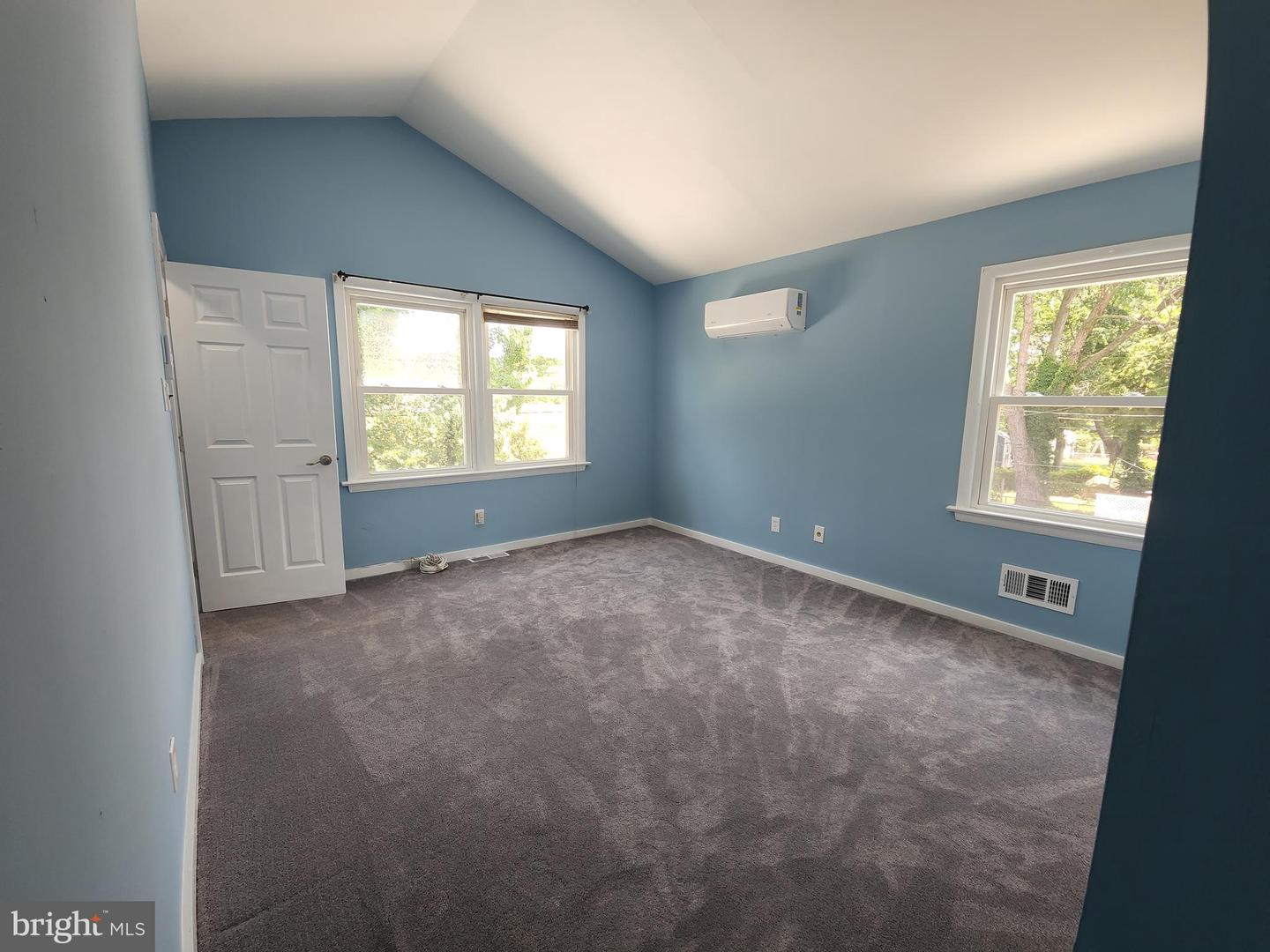 2258 ARLINGTON TER, ALEXANDRIA, Virginia 22303, 4 Bedrooms Bedrooms, ,3 BathroomsBathrooms,Residential,For sale,2258 ARLINGTON TER,VAFX2248824 MLS # VAFX2248824