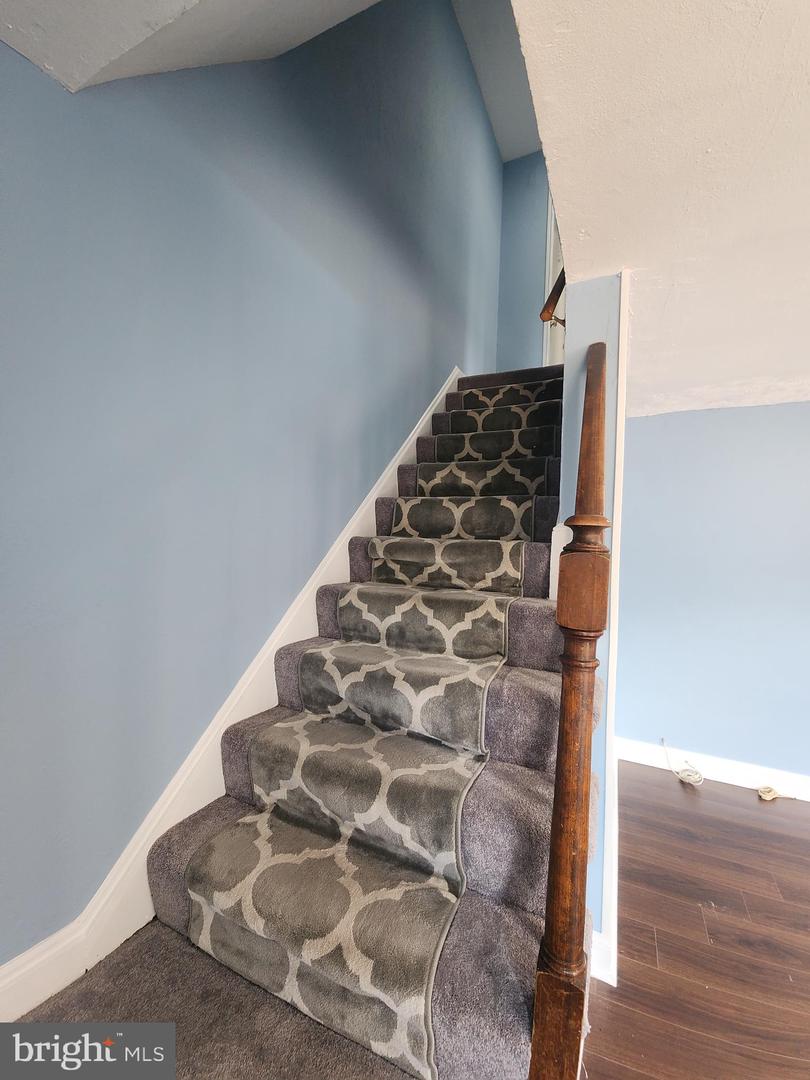 2258 ARLINGTON TER, ALEXANDRIA, Virginia 22303, 4 Bedrooms Bedrooms, ,3 BathroomsBathrooms,Residential,For sale,2258 ARLINGTON TER,VAFX2248824 MLS # VAFX2248824