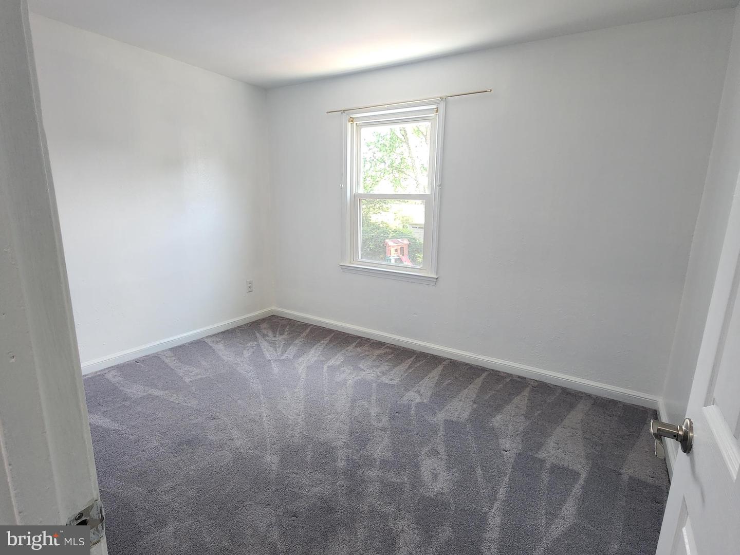 2258 ARLINGTON TER, ALEXANDRIA, Virginia 22303, 4 Bedrooms Bedrooms, ,3 BathroomsBathrooms,Residential,For sale,2258 ARLINGTON TER,VAFX2248824 MLS # VAFX2248824