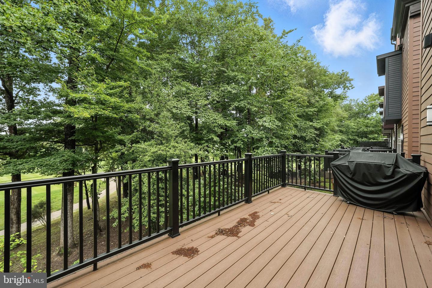 3536 SUTTON HEIGHTS CIR, FAIRFAX, Virginia 22031, 4 Bedrooms Bedrooms, ,3 BathroomsBathrooms,Residential,For sale,3536 SUTTON HEIGHTS CIR,VAFC2006498 MLS # VAFC2006498