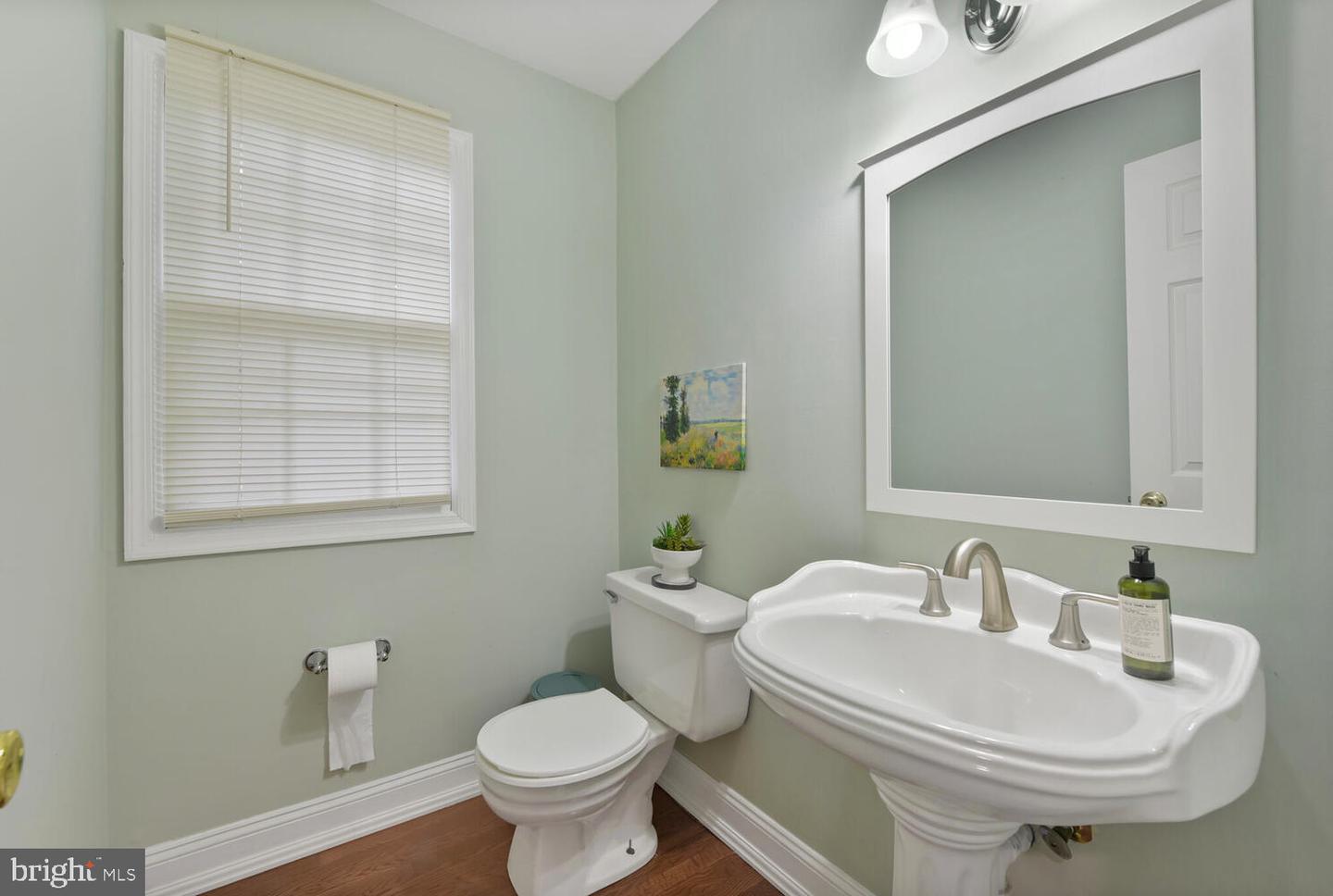 10824 BURR OAK WAY, BURKE, Virginia 22015, 5 Bedrooms Bedrooms, ,3 BathroomsBathrooms,Residential,For sale,10824 BURR OAK WAY,VAFX2248960 MLS # VAFX2248960