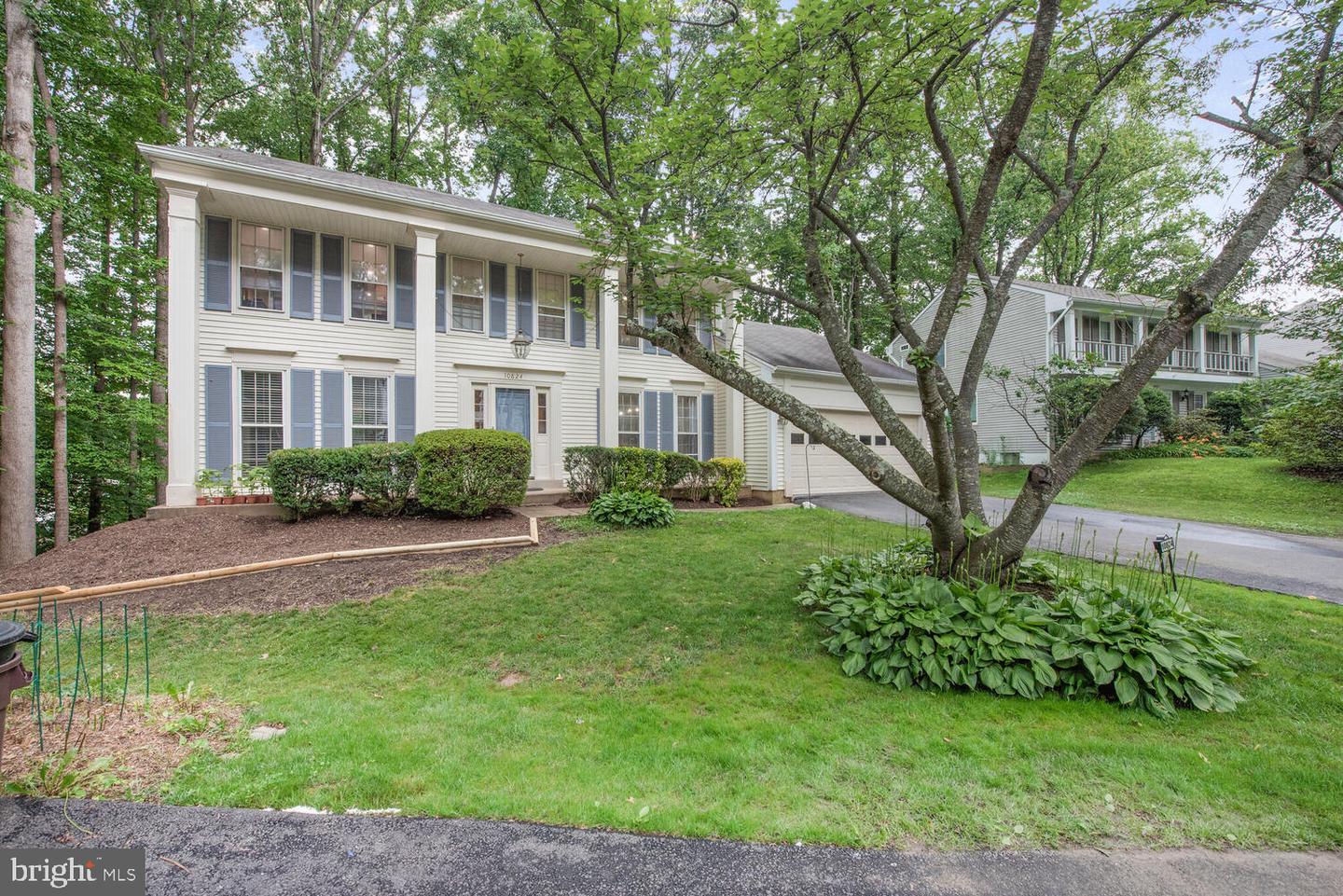 10824 BURR OAK WAY, BURKE, Virginia 22015, 5 Bedrooms Bedrooms, ,3 BathroomsBathrooms,Residential,For sale,10824 BURR OAK WAY,VAFX2248960 MLS # VAFX2248960