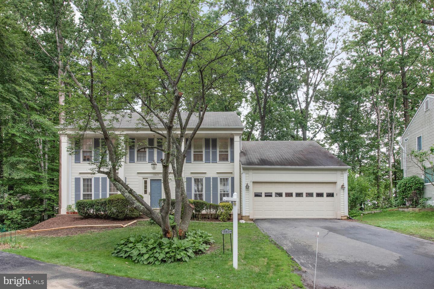 10824 BURR OAK WAY, BURKE, Virginia 22015, 5 Bedrooms Bedrooms, ,3 BathroomsBathrooms,Residential,For sale,10824 BURR OAK WAY,VAFX2248960 MLS # VAFX2248960