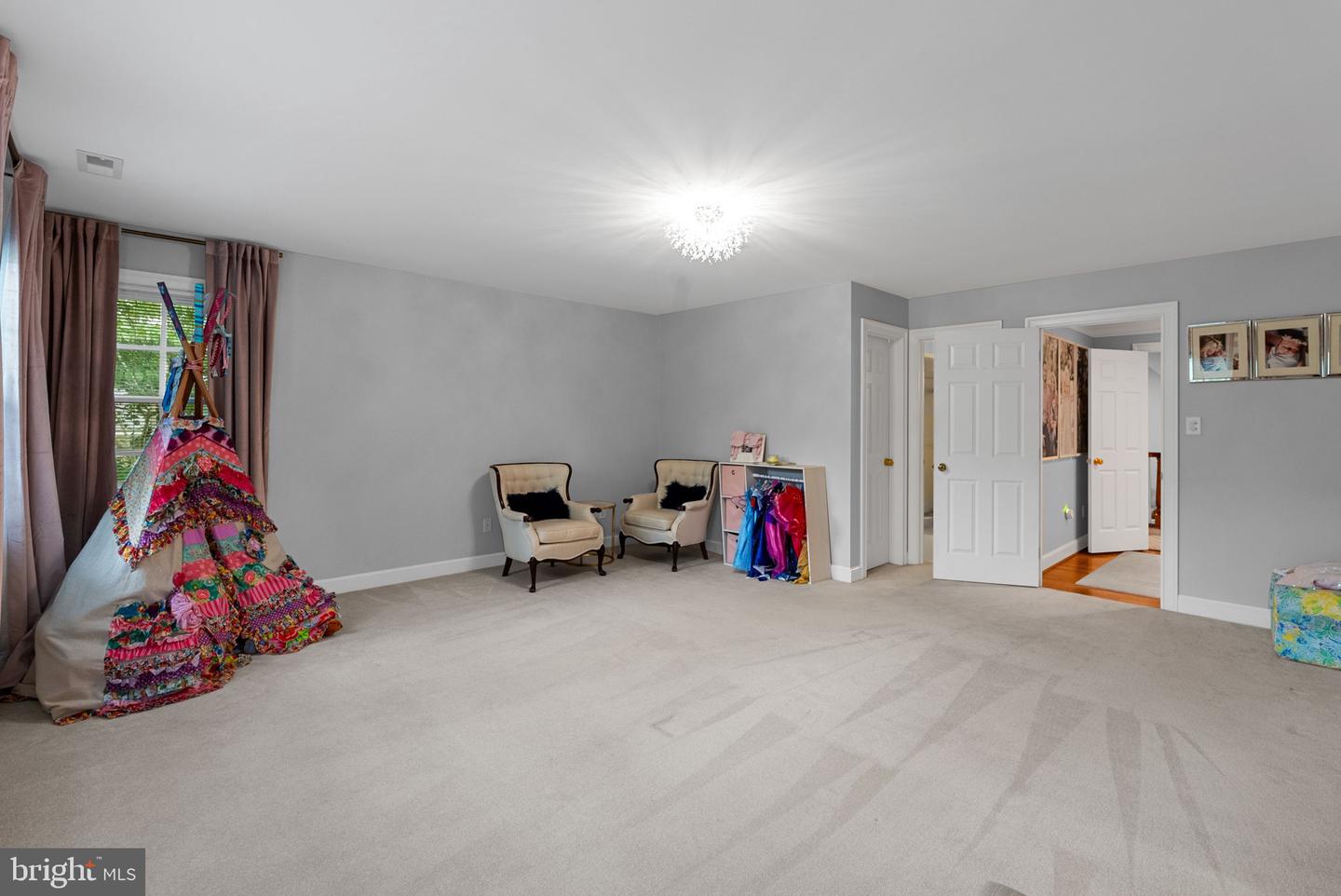 3036 NATHANIEL'S GRN, WILLIAMSBURG, Virginia 23185, 5 Bedrooms Bedrooms, ,4 BathroomsBathrooms,Residential,For sale,3036 NATHANIEL'S GRN,VAJC2000482 MLS # VAJC2000482