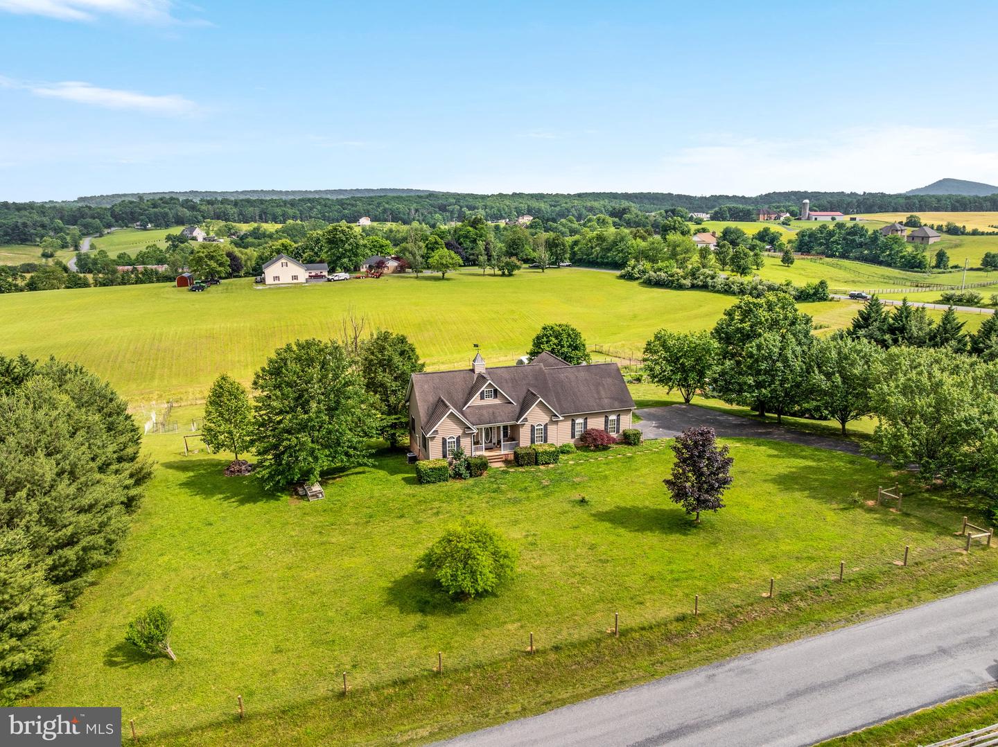 1080 OLD BETHEL CHURCH RD, WINCHESTER, Virginia 22603, 4 Bedrooms Bedrooms, ,3 BathroomsBathrooms,Residential,For sale,1080 OLD BETHEL CHURCH RD,VAFV2035002 MLS # VAFV2035002