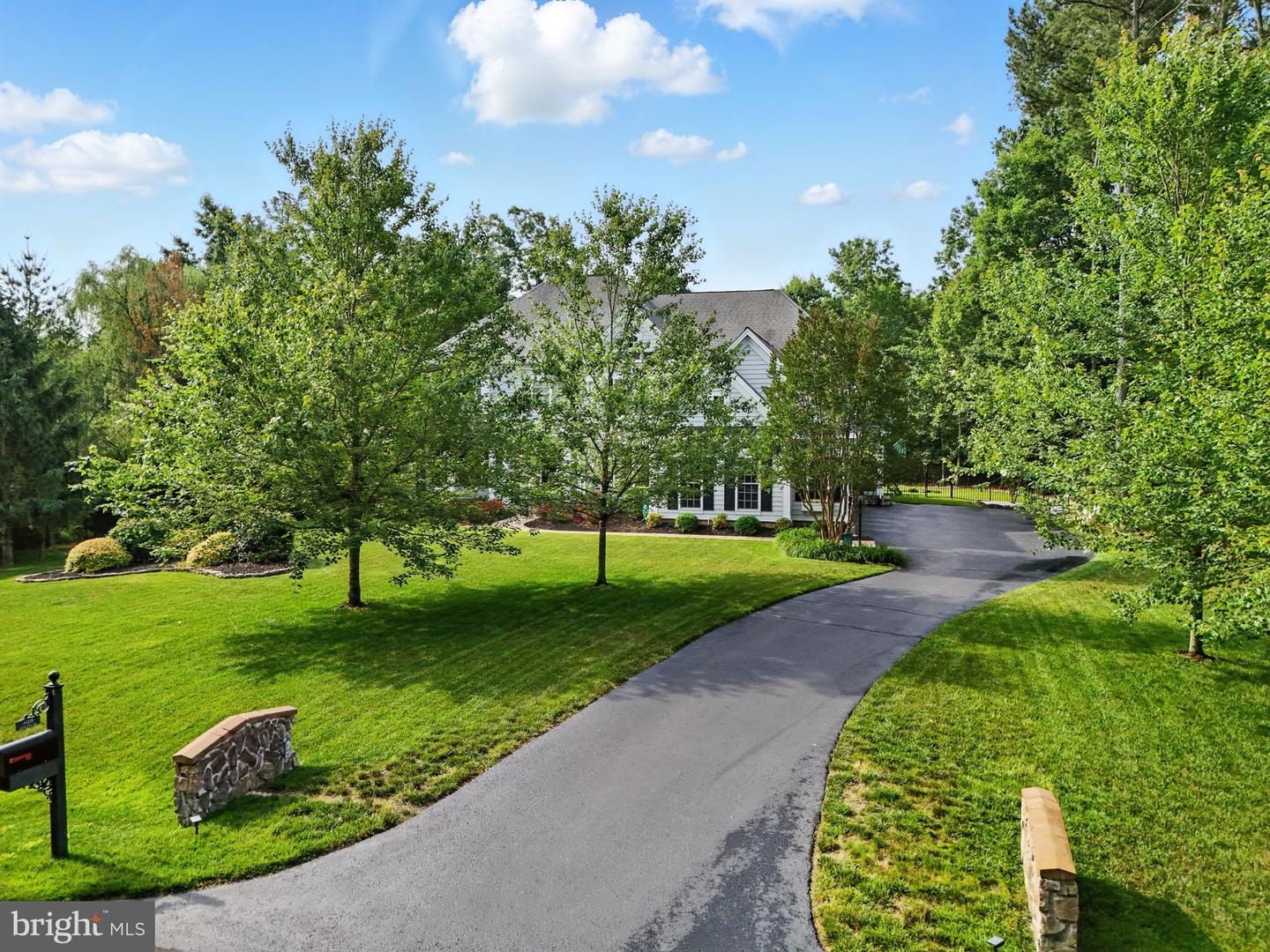 11220 CHIVALRY CHASE LN, SPOTSYLVANIA, Virginia 22551, 4 Bedrooms Bedrooms, ,4 BathroomsBathrooms,Residential,For sale,11220 CHIVALRY CHASE LN,VASP2034074 MLS # VASP2034074