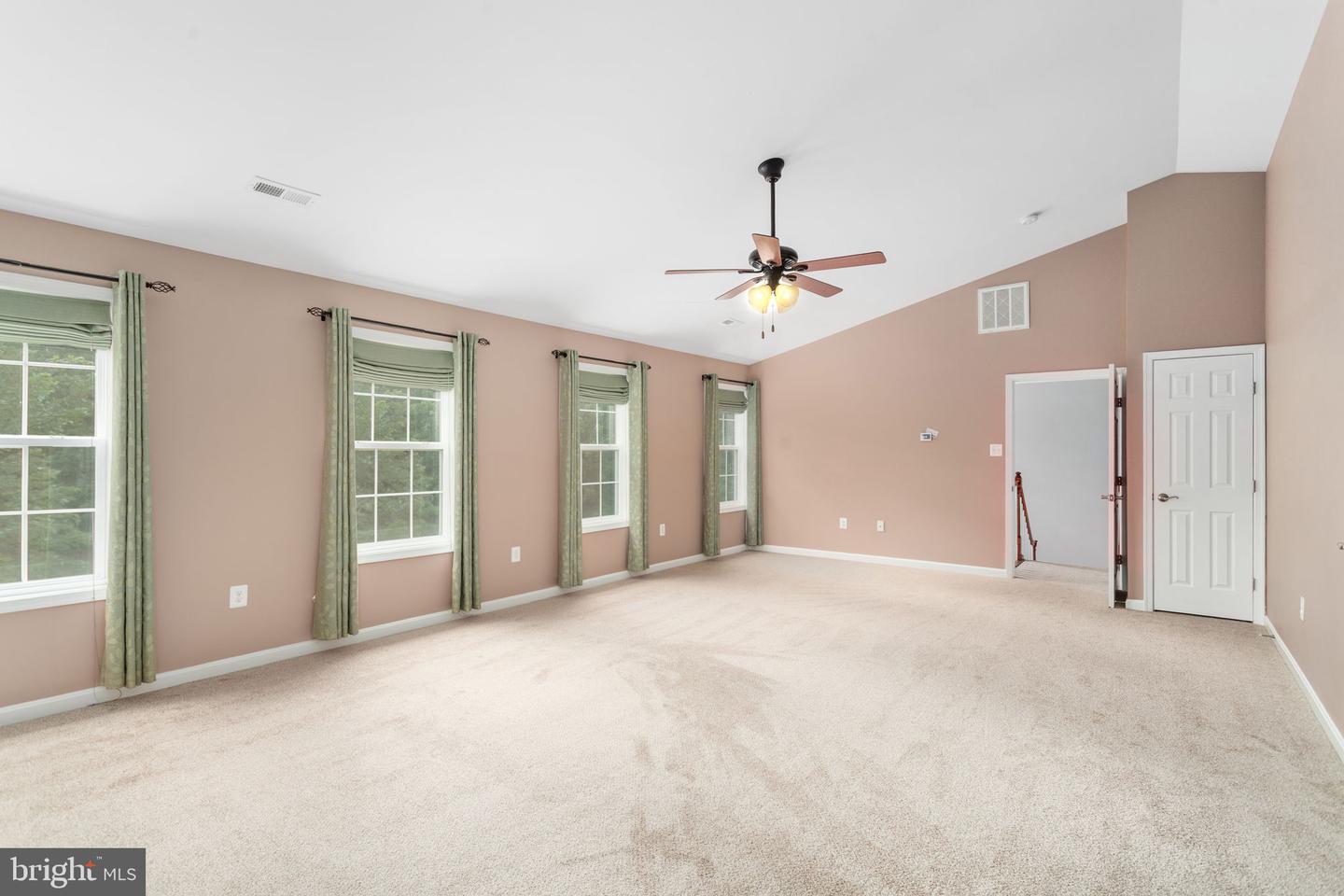 173 EMPRESS ALEXANDRA PL, FREDERICKSBURG, Virginia 22406, 4 Bedrooms Bedrooms, ,3 BathroomsBathrooms,Residential,For sale,173 EMPRESS ALEXANDRA PL,VAST2040010 MLS # VAST2040010