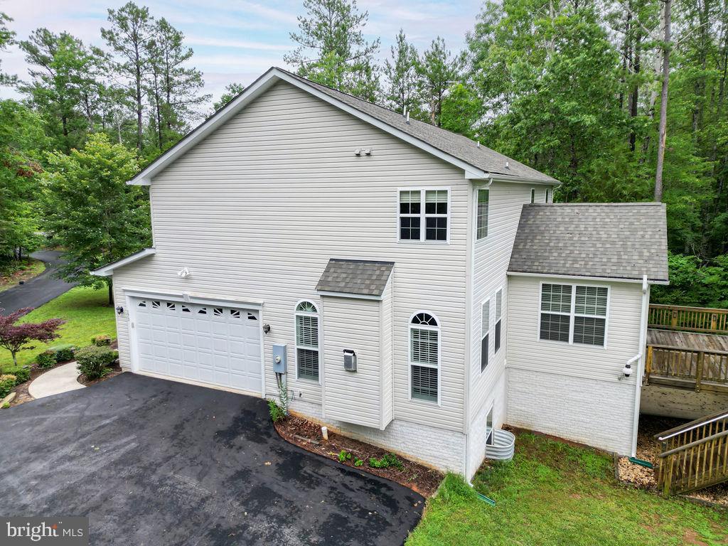 173 EMPRESS ALEXANDRA PL, FREDERICKSBURG, Virginia 22406, 4 Bedrooms Bedrooms, ,3 BathroomsBathrooms,Residential,For sale,173 EMPRESS ALEXANDRA PL,VAST2040010 MLS # VAST2040010