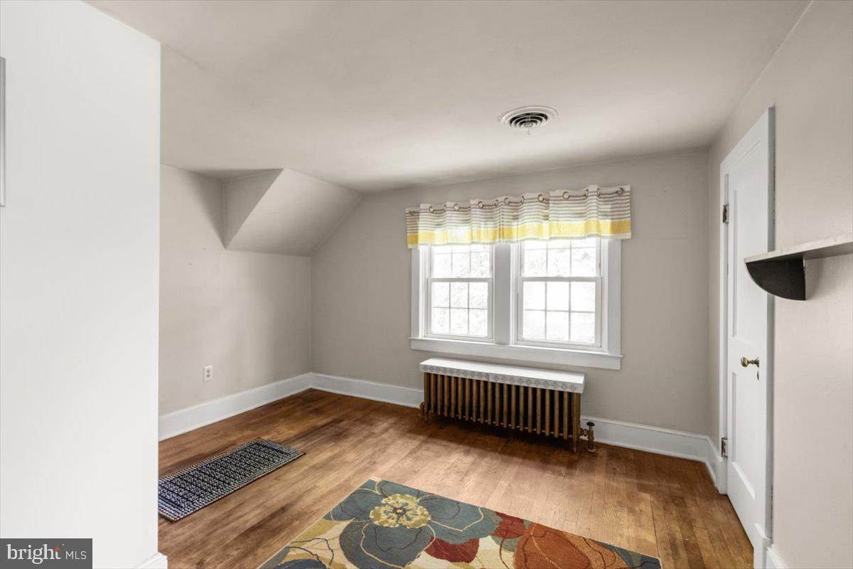 327 BRYARLY RD, WINCHESTER, Virginia 22603, 3 Bedrooms Bedrooms, ,2 BathroomsBathrooms,Residential,For sale,327 BRYARLY RD,VAFV2034992 MLS # VAFV2034992