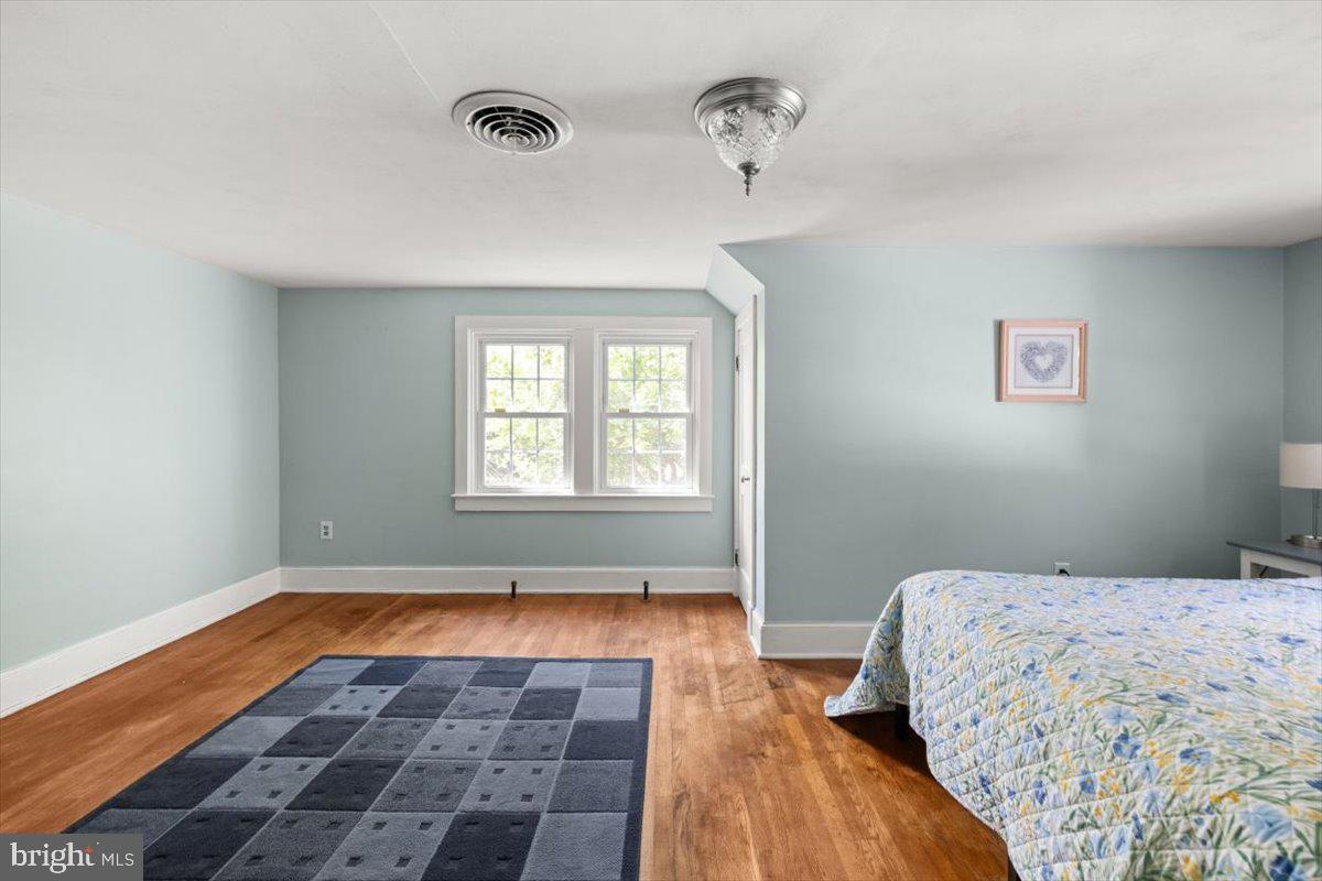 327 BRYARLY RD, WINCHESTER, Virginia 22603, 3 Bedrooms Bedrooms, ,2 BathroomsBathrooms,Residential,For sale,327 BRYARLY RD,VAFV2034992 MLS # VAFV2034992