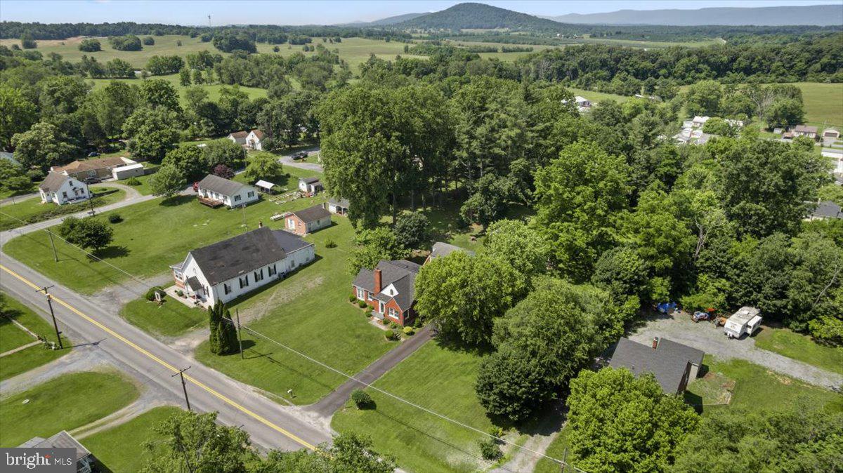 327 BRYARLY RD, WINCHESTER, Virginia 22603, 3 Bedrooms Bedrooms, ,2 BathroomsBathrooms,Residential,For sale,327 BRYARLY RD,VAFV2034992 MLS # VAFV2034992
