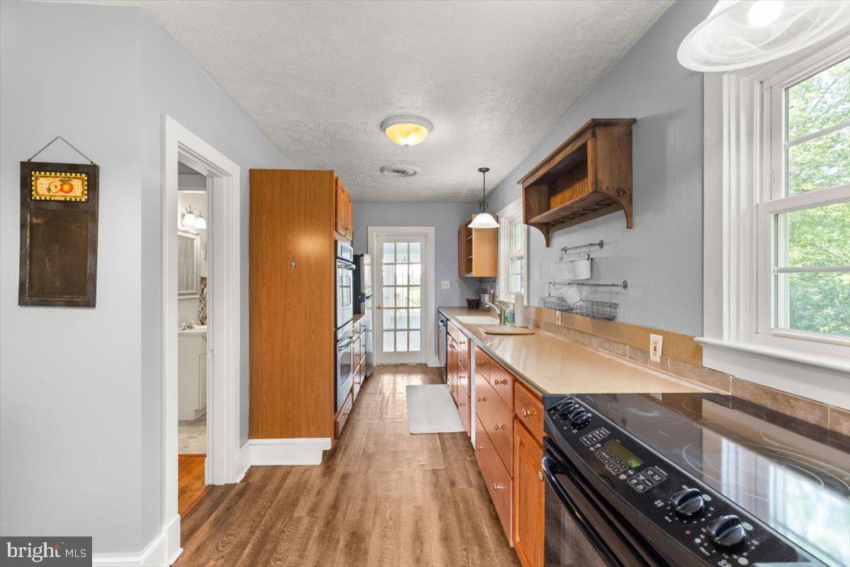 327 BRYARLY RD, WINCHESTER, Virginia 22603, 3 Bedrooms Bedrooms, ,2 BathroomsBathrooms,Residential,For sale,327 BRYARLY RD,VAFV2034992 MLS # VAFV2034992