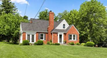 327 BRYARLY RD, WINCHESTER, Virginia 22603, 3 Bedrooms Bedrooms, ,2 BathroomsBathrooms,Residential,For sale,327 BRYARLY RD,VAFV2034992 MLS # VAFV2034992