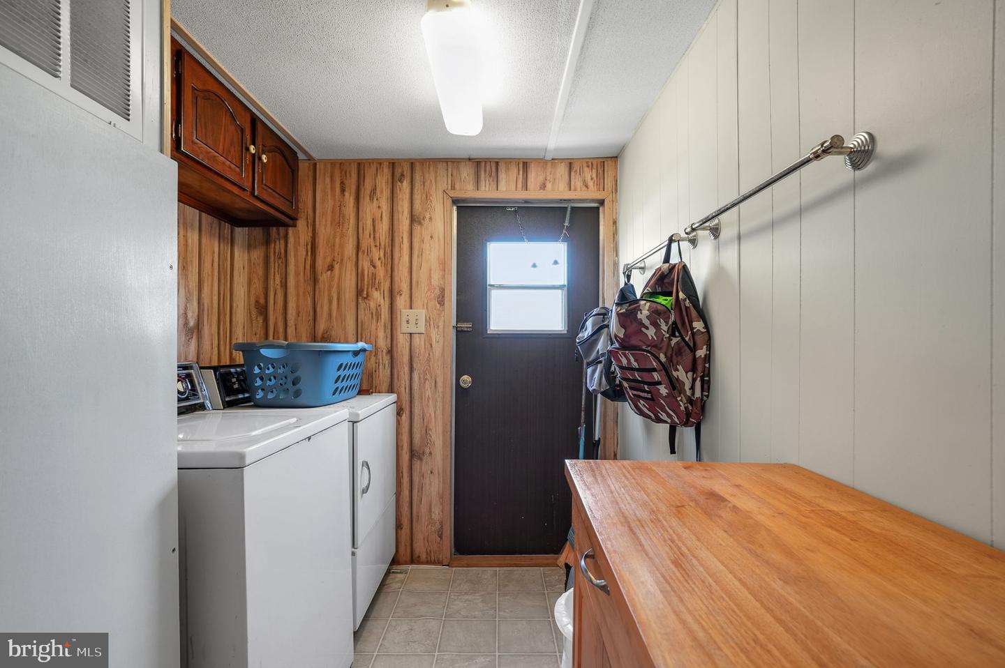 8188 SEA SHELL DR, CHINCOTEAGUE ISLAND, Virginia 23336, 2 Bedrooms Bedrooms, ,1 BathroomBathrooms,Residential,For sale,8188 SEA SHELL DR,VAAC2001968 MLS # VAAC2001968