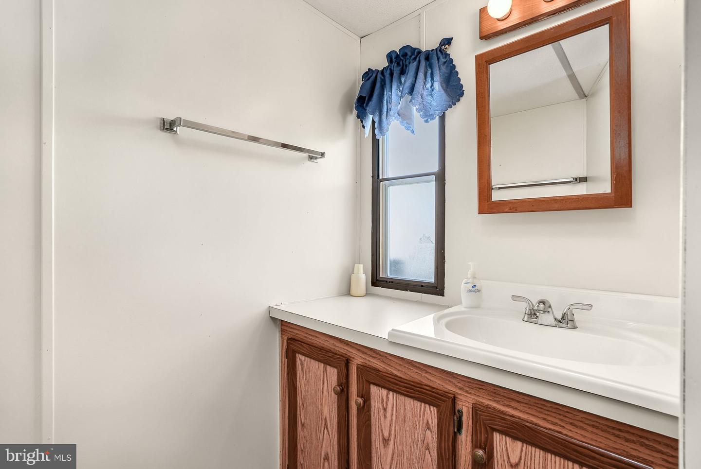 8188 SEA SHELL DR, CHINCOTEAGUE ISLAND, Virginia 23336, 2 Bedrooms Bedrooms, ,1 BathroomBathrooms,Residential,For sale,8188 SEA SHELL DR,VAAC2001968 MLS # VAAC2001968