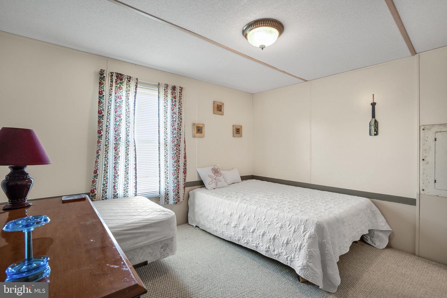 8188 SEA SHELL DR, CHINCOTEAGUE ISLAND, Virginia 23336, 2 Bedrooms Bedrooms, ,1 BathroomBathrooms,Residential,For sale,8188 SEA SHELL DR,VAAC2001968 MLS # VAAC2001968