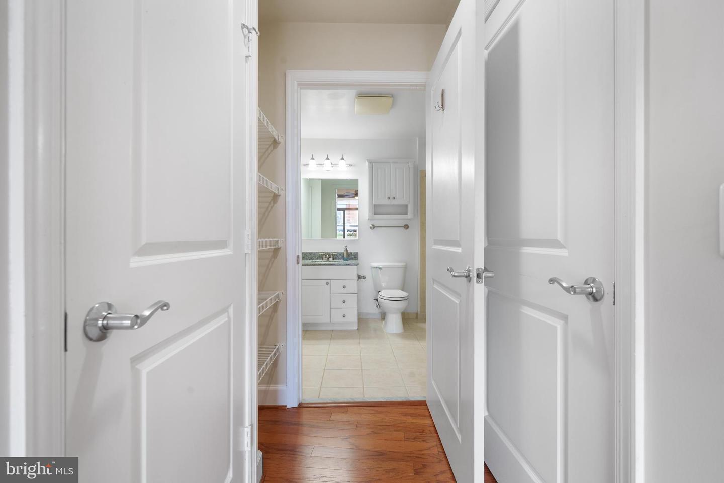 3600 S. GLEBE RD #526W, ARLINGTON, Virginia 22202, 1 Bedroom Bedrooms, ,1 BathroomBathrooms,Residential,For sale,3600 S. GLEBE RD #526W,VAAR2059482 MLS # VAAR2059482