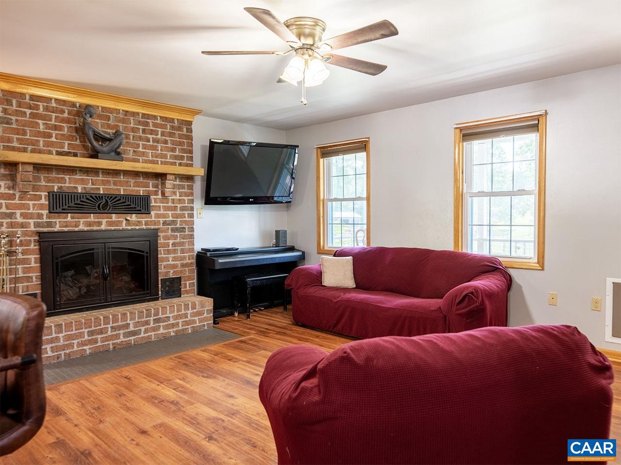 2550/2546 HUNDLEY BRANCH RD, SCOTTSVILLE, Virginia 24590, 3 Bedrooms Bedrooms, ,2 BathroomsBathrooms,Residential,For sale,2550/2546 HUNDLEY BRANCH RD,665885 MLS # 665885