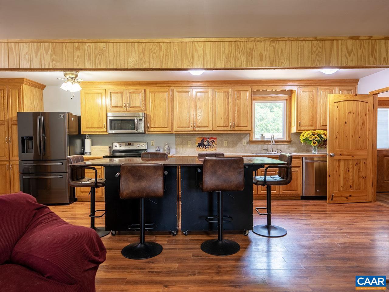 2550/2546 HUNDLEY BRANCH RD, SCOTTSVILLE, Virginia 24590, 3 Bedrooms Bedrooms, ,2 BathroomsBathrooms,Residential,For sale,2550/2546 HUNDLEY BRANCH RD,665885 MLS # 665885